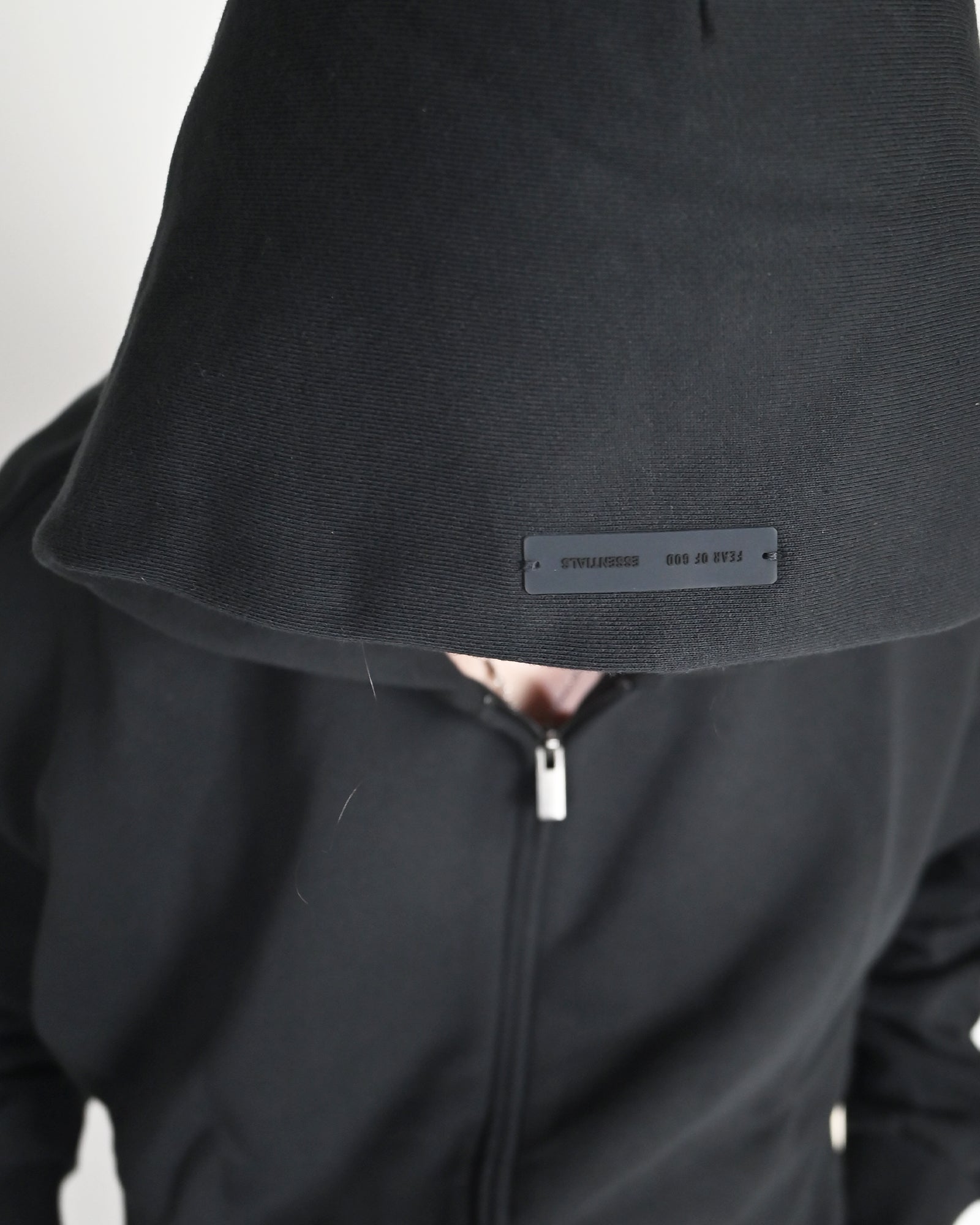 ESSENTIALS・エッセンシャルズ - パーカー・フーディ CLASSIC FIT FLEECE ZIP-UP HOODIE / JET BLACK