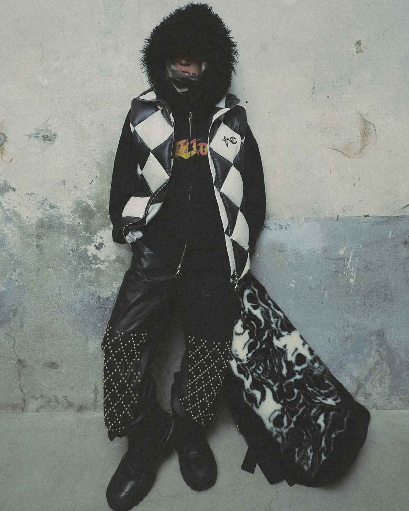 THUG CLUB・サグクラブ - ダウンジャケット CHECKMATE PUFFER VEST / BLACK / IVORY