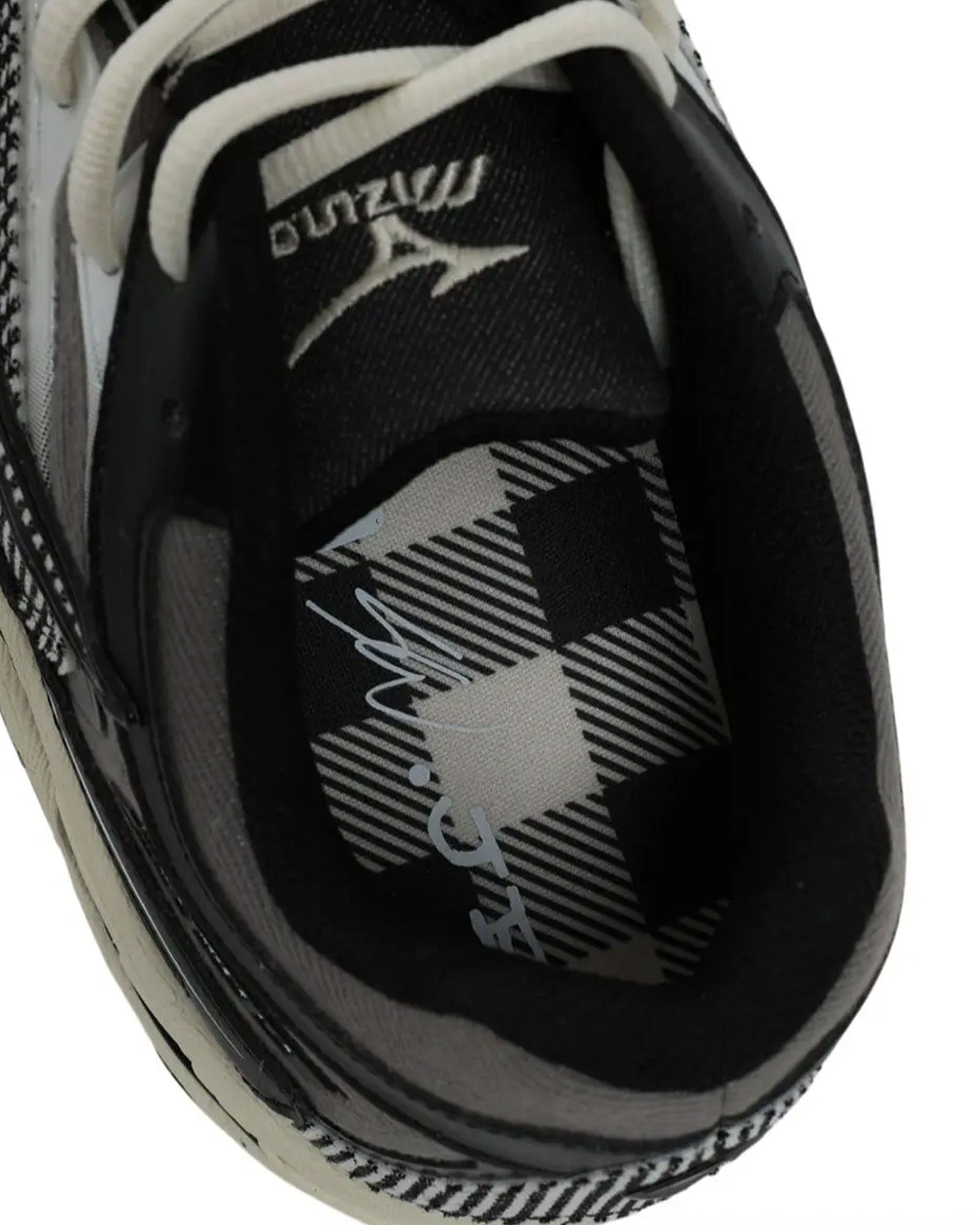 SWJP・エスダブリュージェーピー - ローカットスニーカー MIZUNO WAVE MUSTANG LS SWJP / BLACK