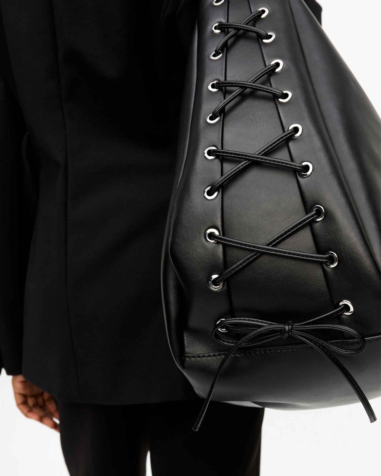 GANNI・ガニー - ショルダーバッグ GANNI BOU BAG HOBO XXL / BLACK