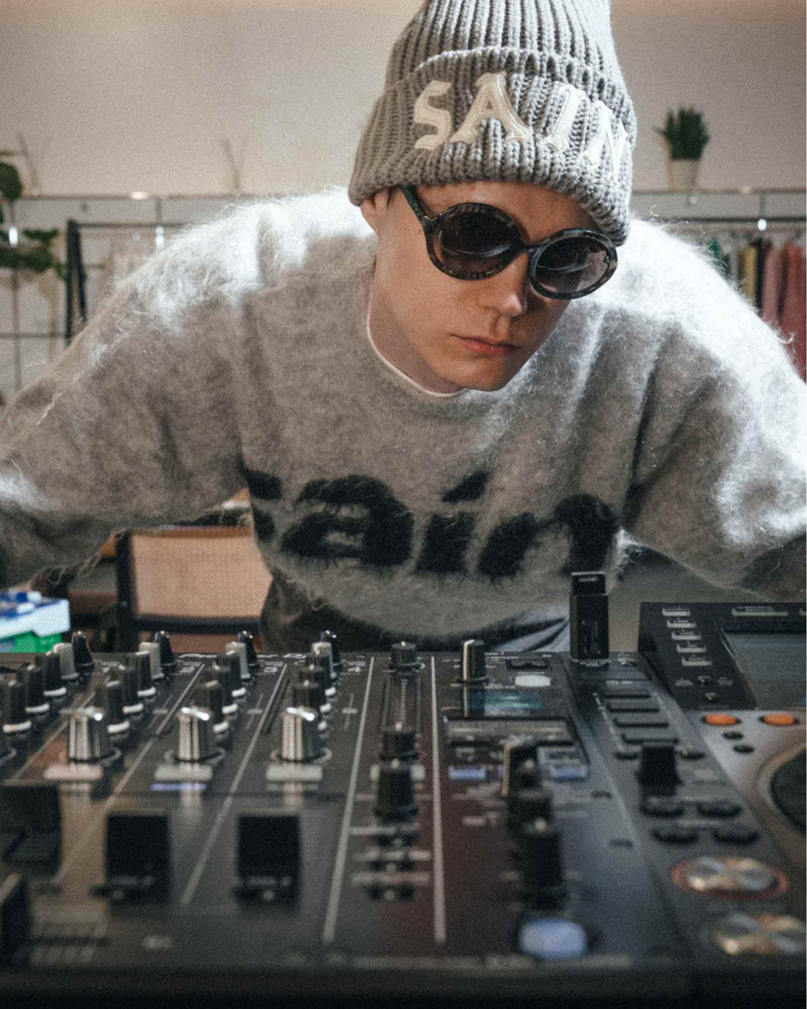 SAINT M××××××(セントマイケル) AW26 KNIT CAP/SAINT / GRAY | Detail