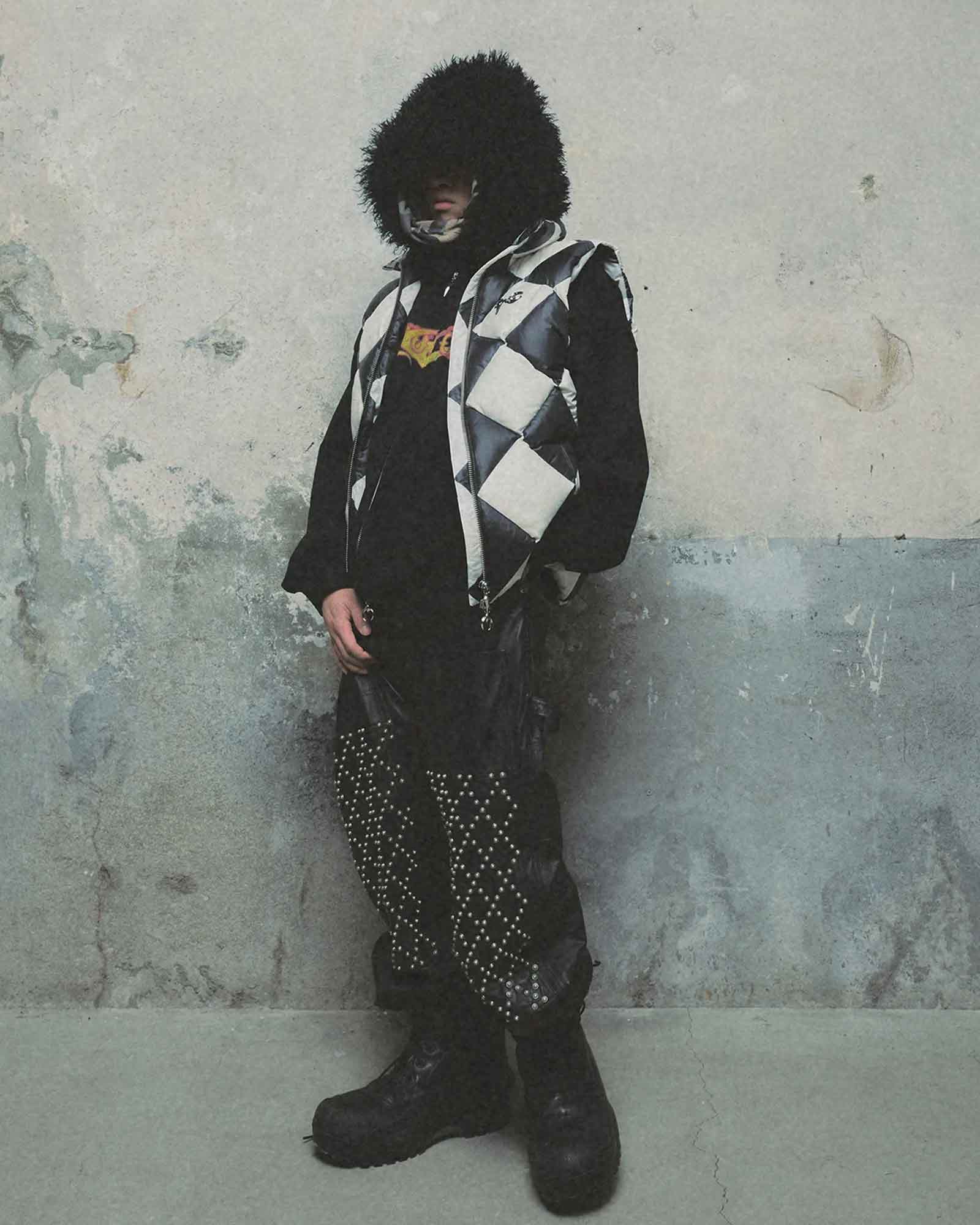 THUG CLUB・サグクラブ - ダウンジャケット CHECKMATE PUFFER VEST / BLACK / IVORY