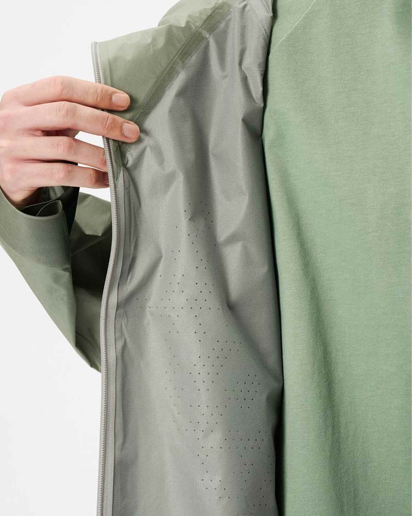 Goldwin 0・ゴールドウイン ゼロ - ナイロンジャケット 3L TRIANGULUM JACKET / DESERT SAGE