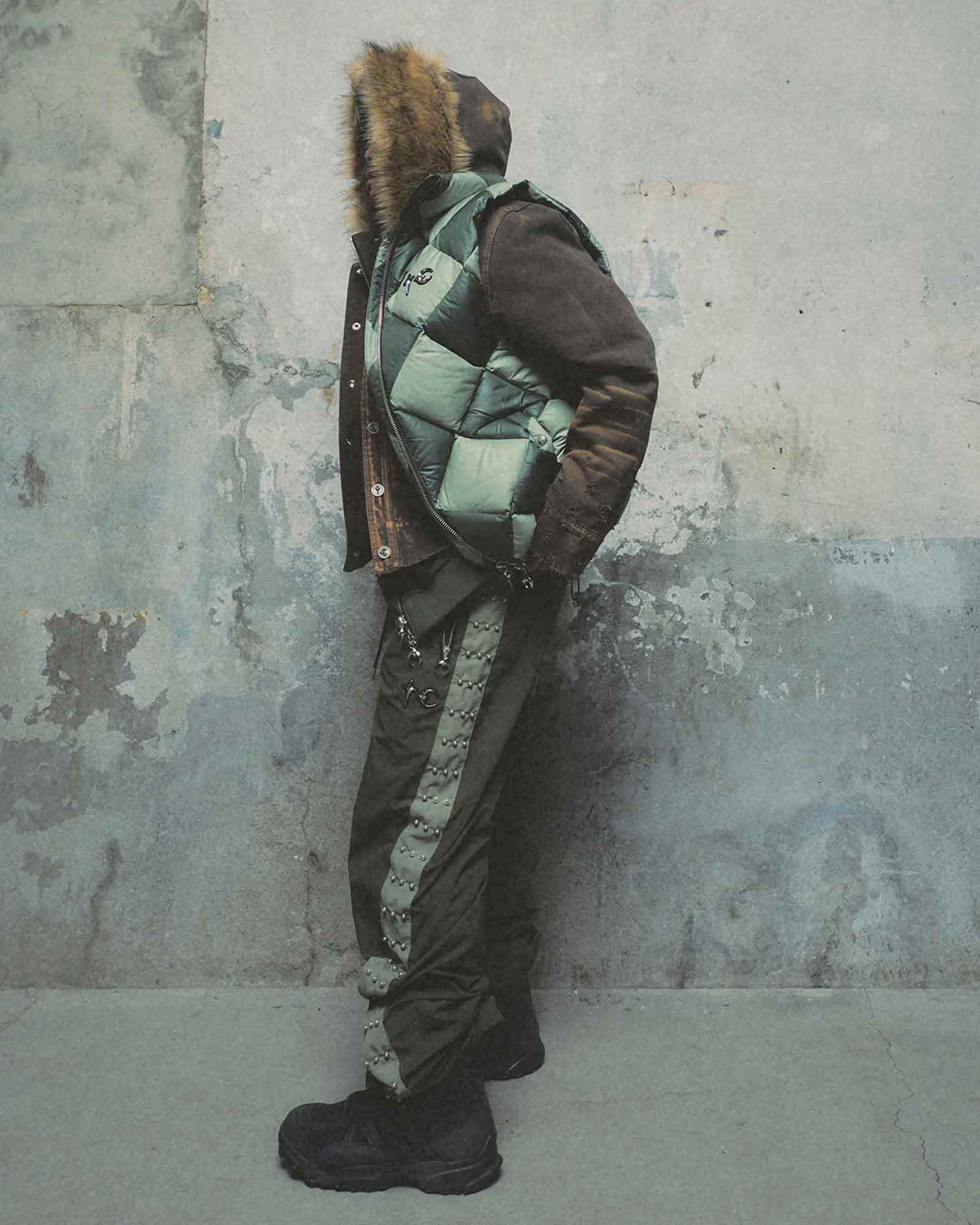 THUG CLUB・サグクラブ - ダウンジャケット CHECKMATE PUFFER VEST / KHAKI