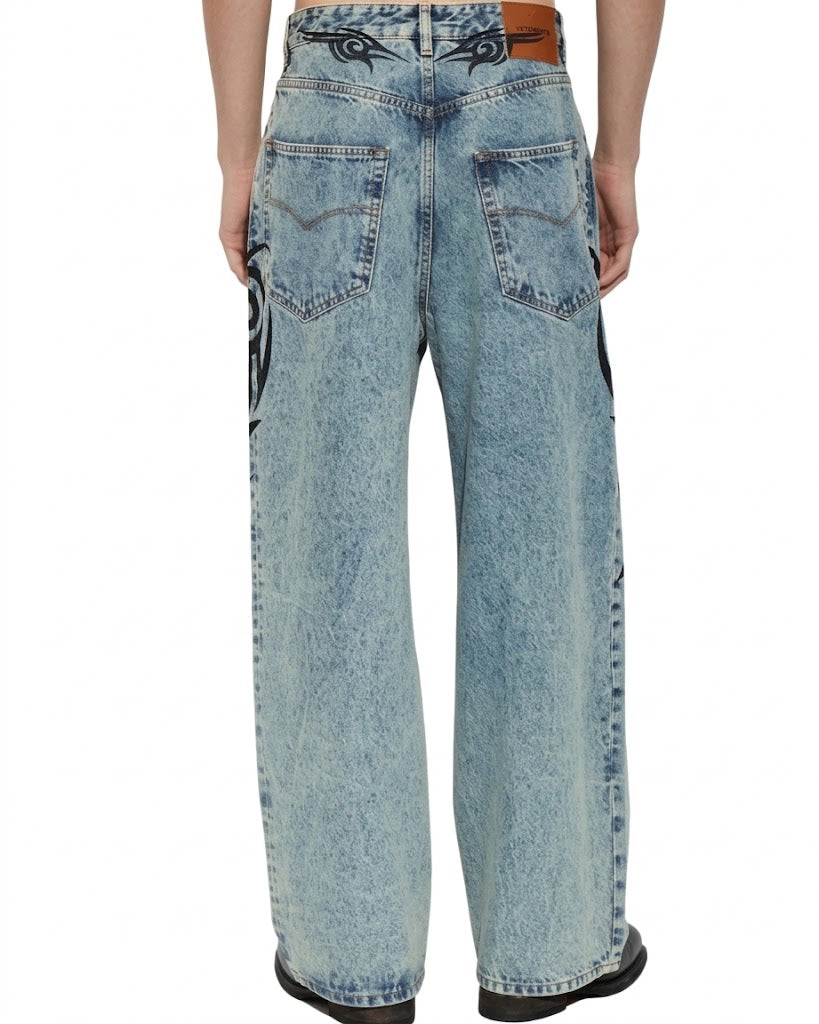 VETEMENTS・ヴェトモン - デニムパンツ GRAFFITI TRIBAL  BAGGY JEANS / VINTAGE BLUE