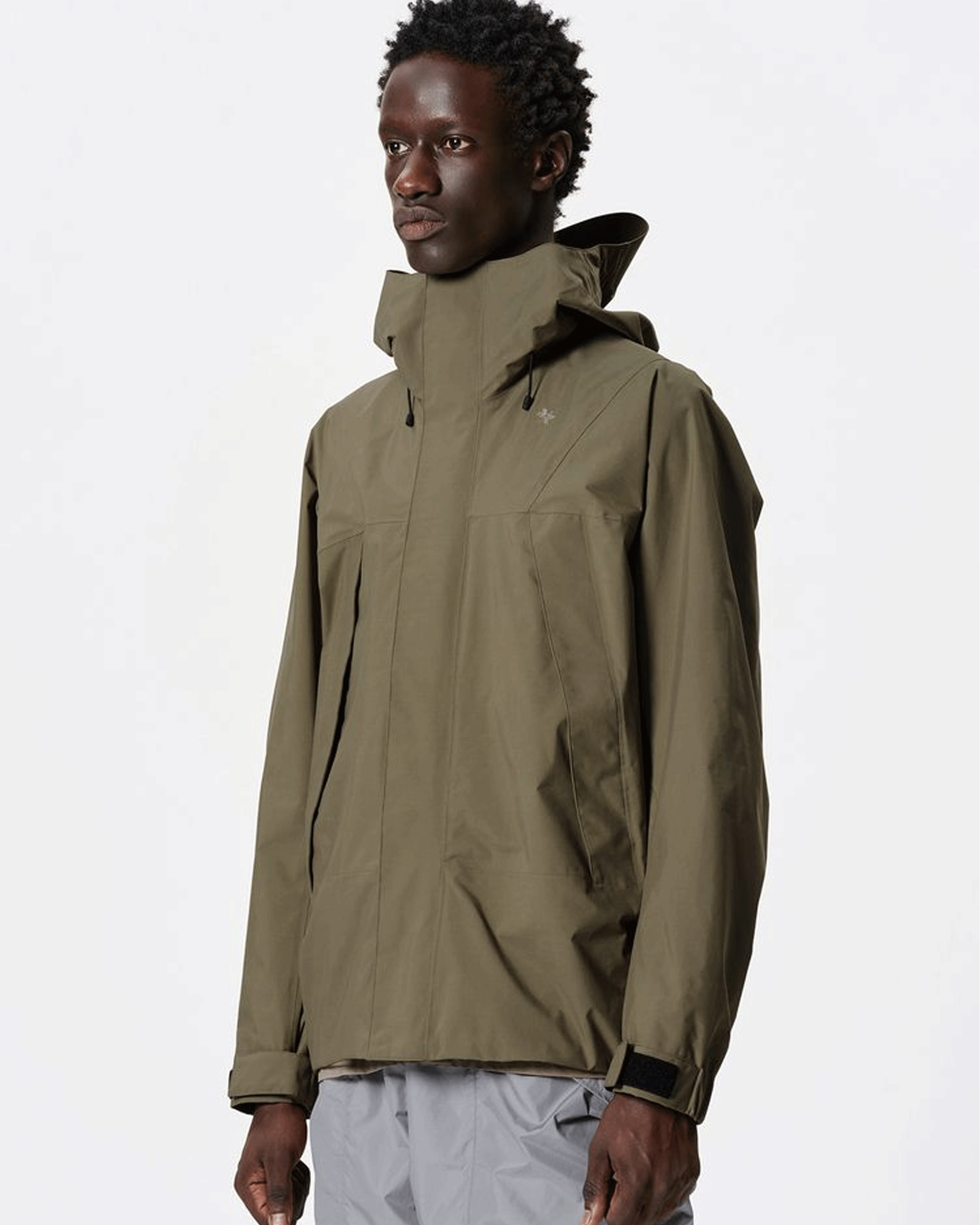 Gold Win・ゴールドウィン - ナイロンジャケット PERTEX UNLIMITED 2L JACKET / BLACK