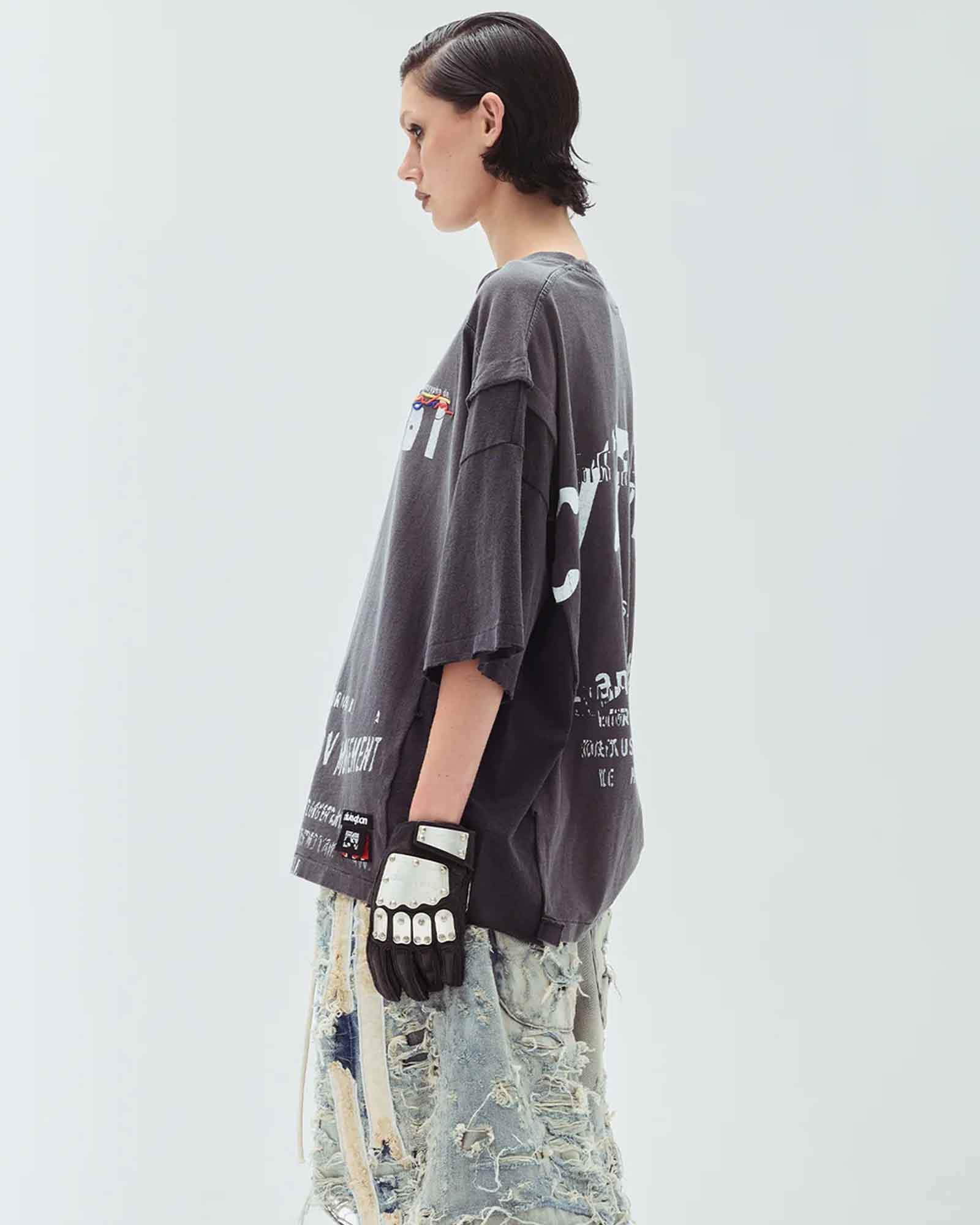RRR123・リヴィントン ロイ レビス - トップス MODA APOCRYPHA QUAD TEE / BLACK