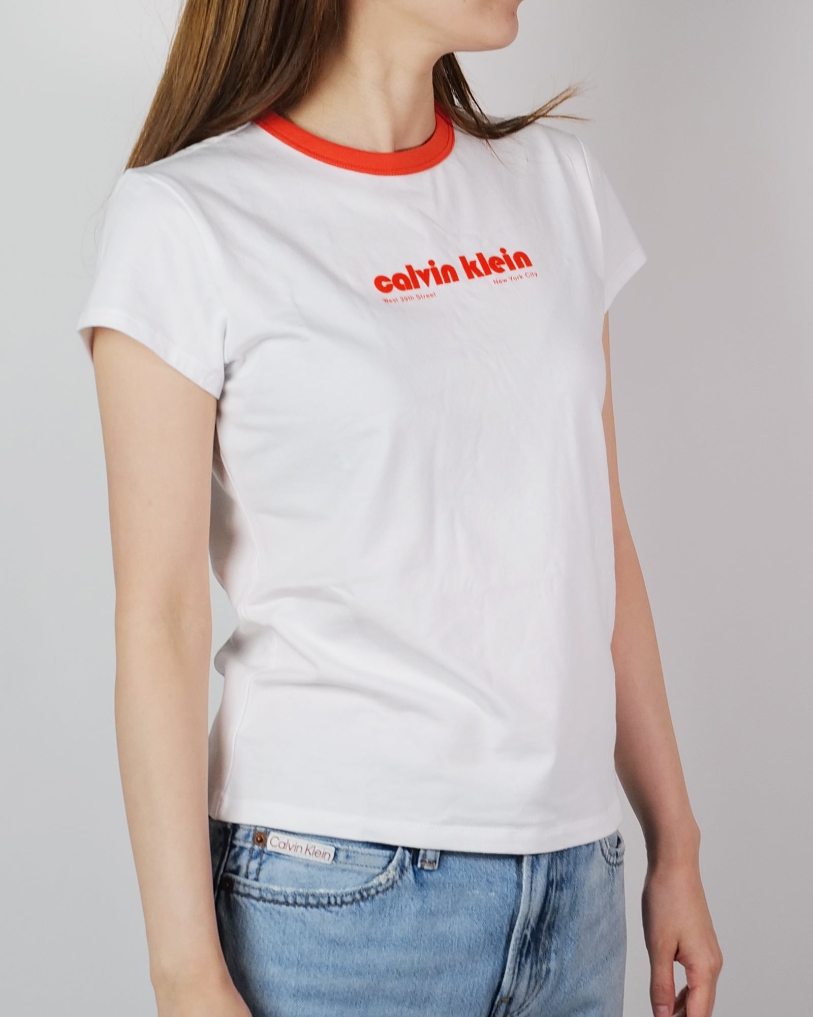 Calvin Klein・Calvin Klein -  SS RETRO LOGO GRAPHIC TEE / WHITE