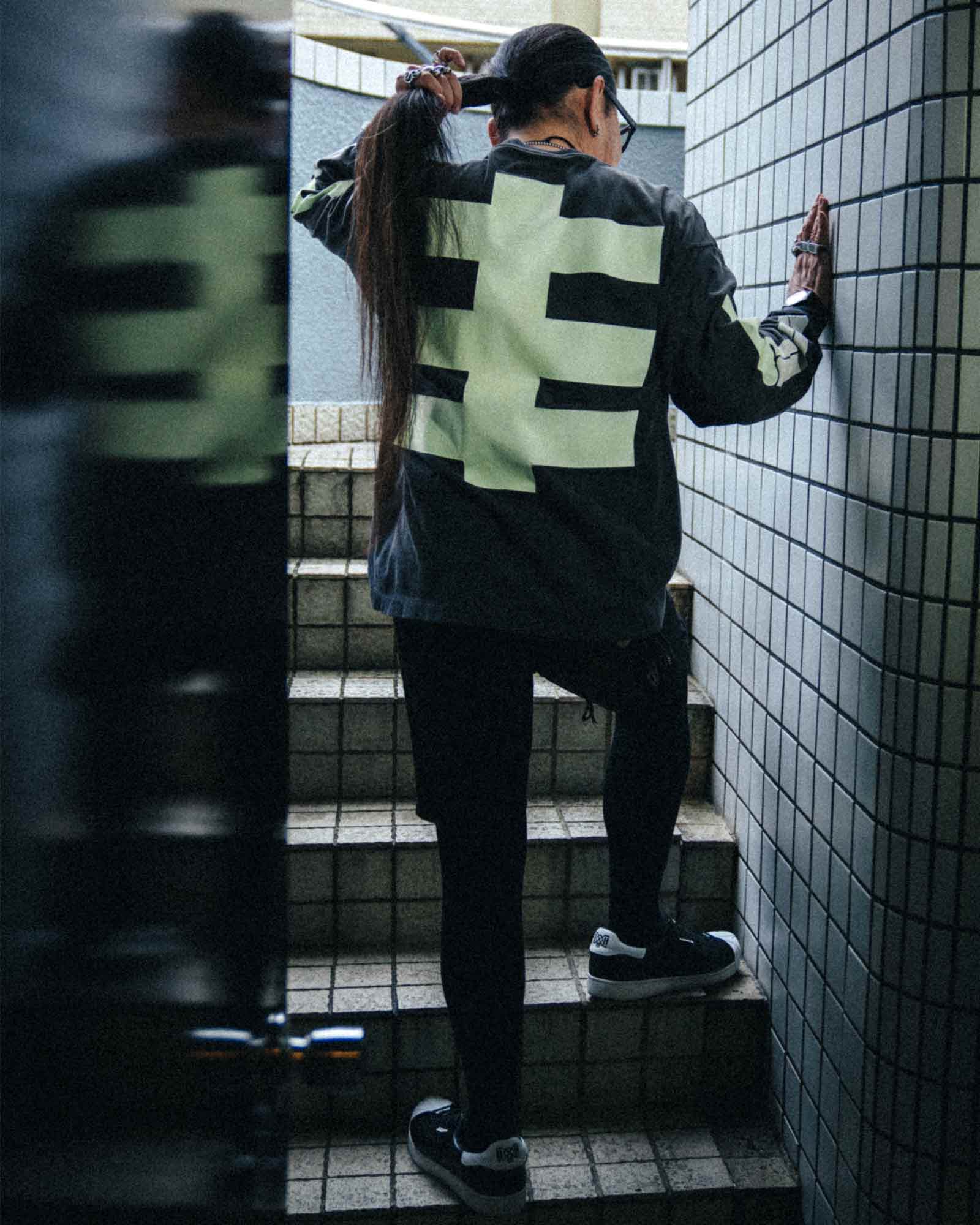 ©SAINT M××××××・圣迈克尔 -  BH_LS T-SHIRT/BONE / BLACK