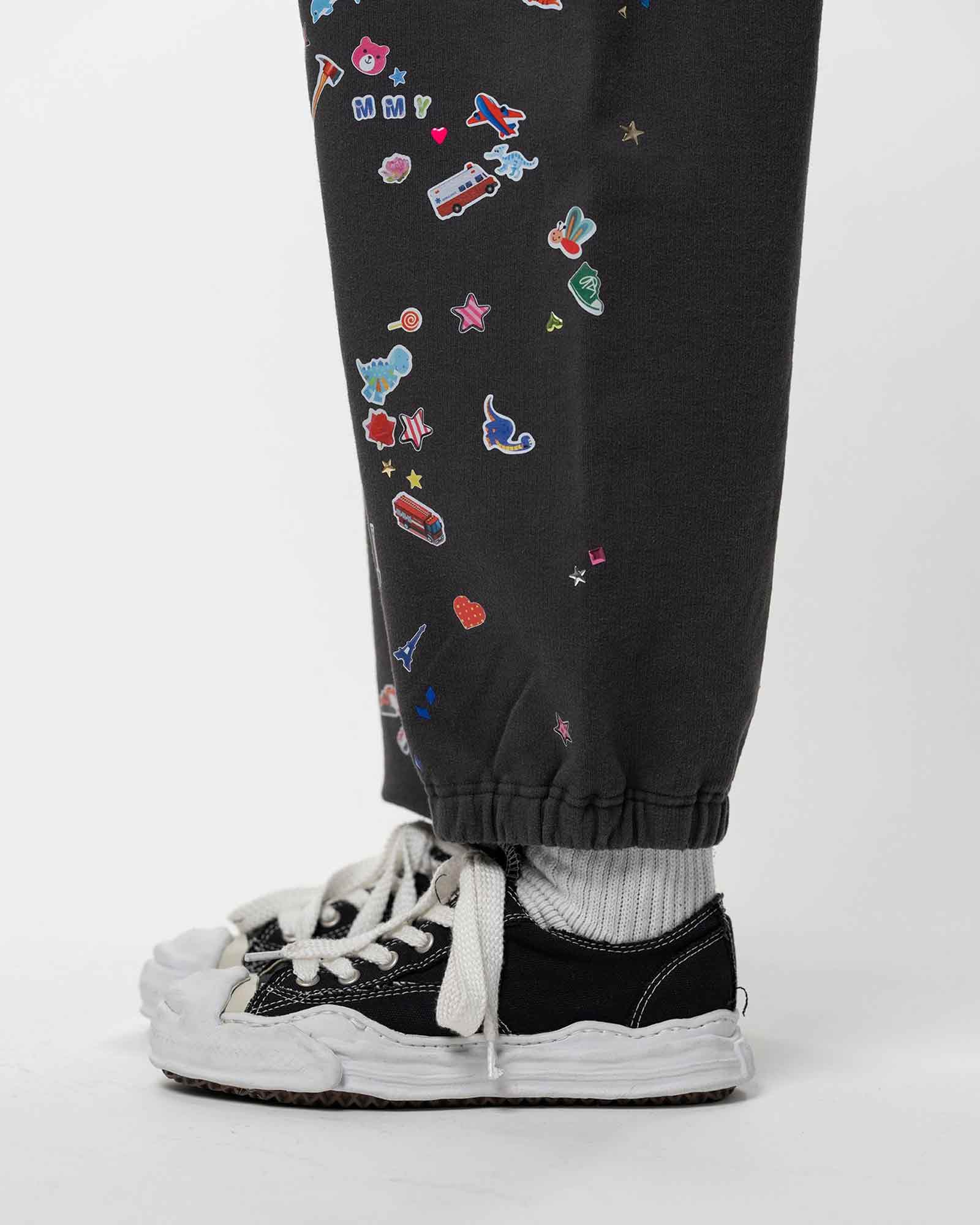 MIHARA YASUHIRO・ミハラヤスヒロ - スウェットパンツ KIDS STICKER PANTS / BLACK