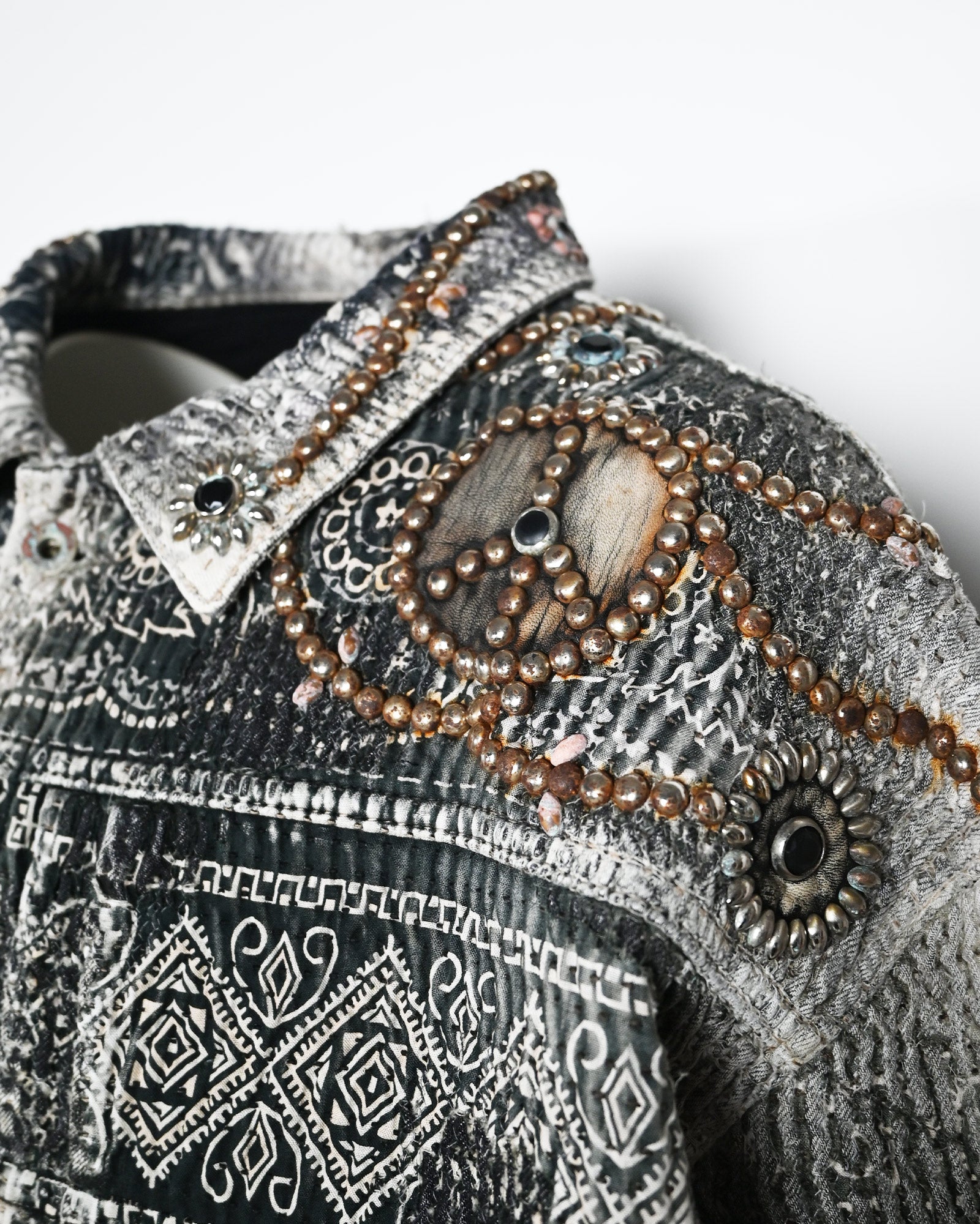 PROLETA RE ART・プロレタ リ アート - デニムジャケット UROBOROS 1st ジャケット(スタッズスペシャル仕様) / MULTI