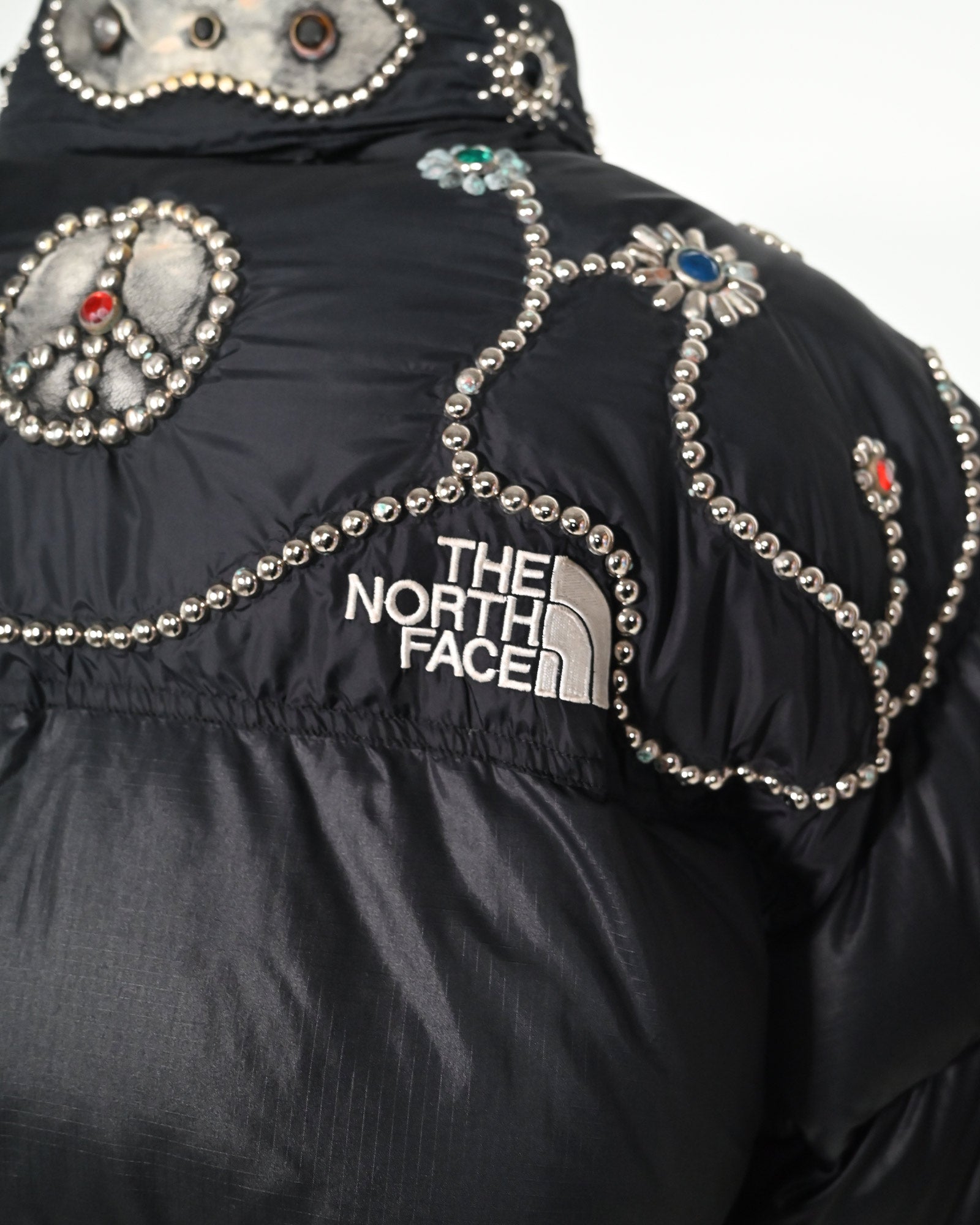 PROLETA RE ART・プロレタ リ アート - ダウンジャケット VINTAGE NUPTSE STUDS JACKET (XXL) / MULTI