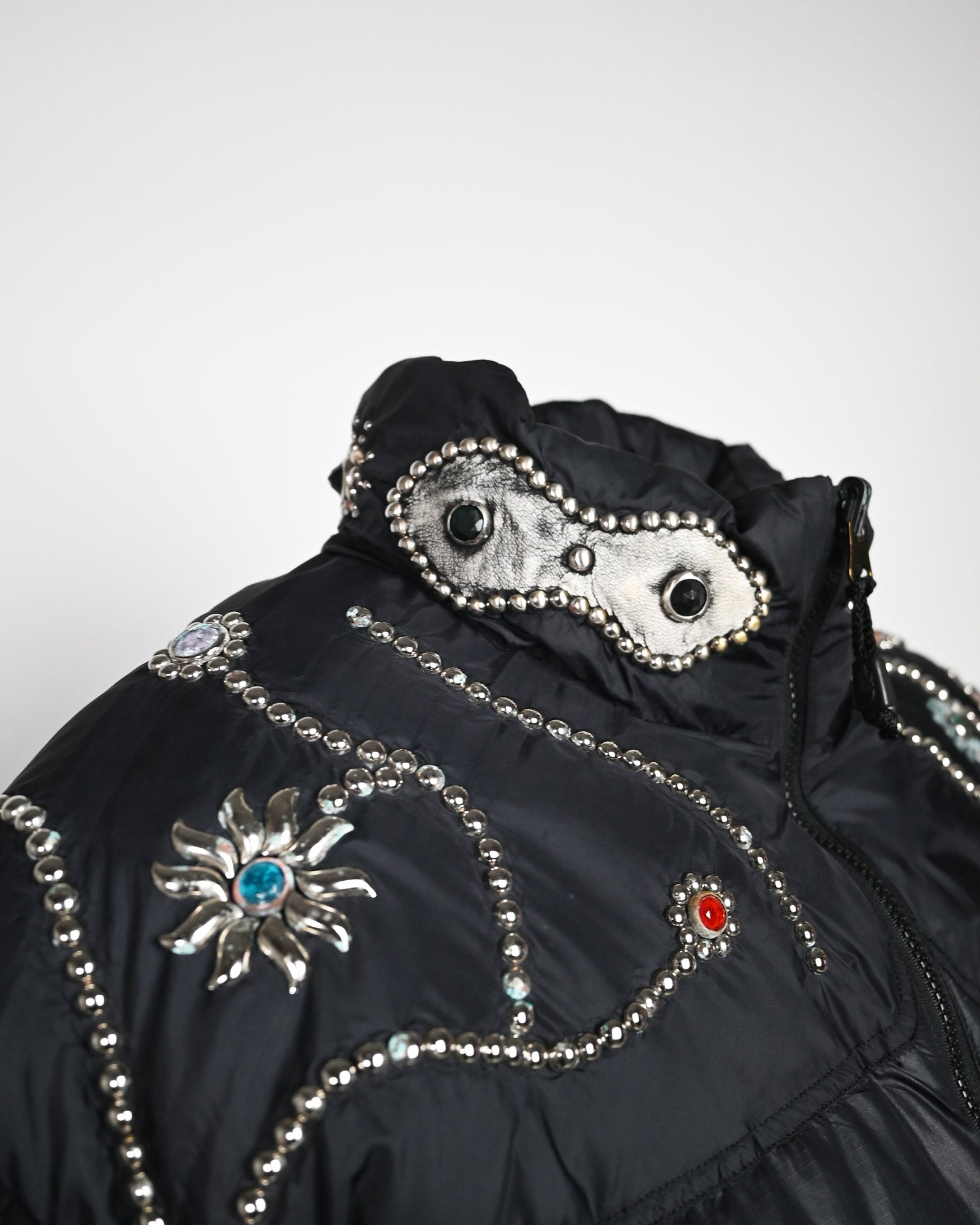 PROLETA RE ART・プロレタ リ アート - ダウンジャケット VINTAGE NUPTSE STUDS JACKET (XXL) / MULTI