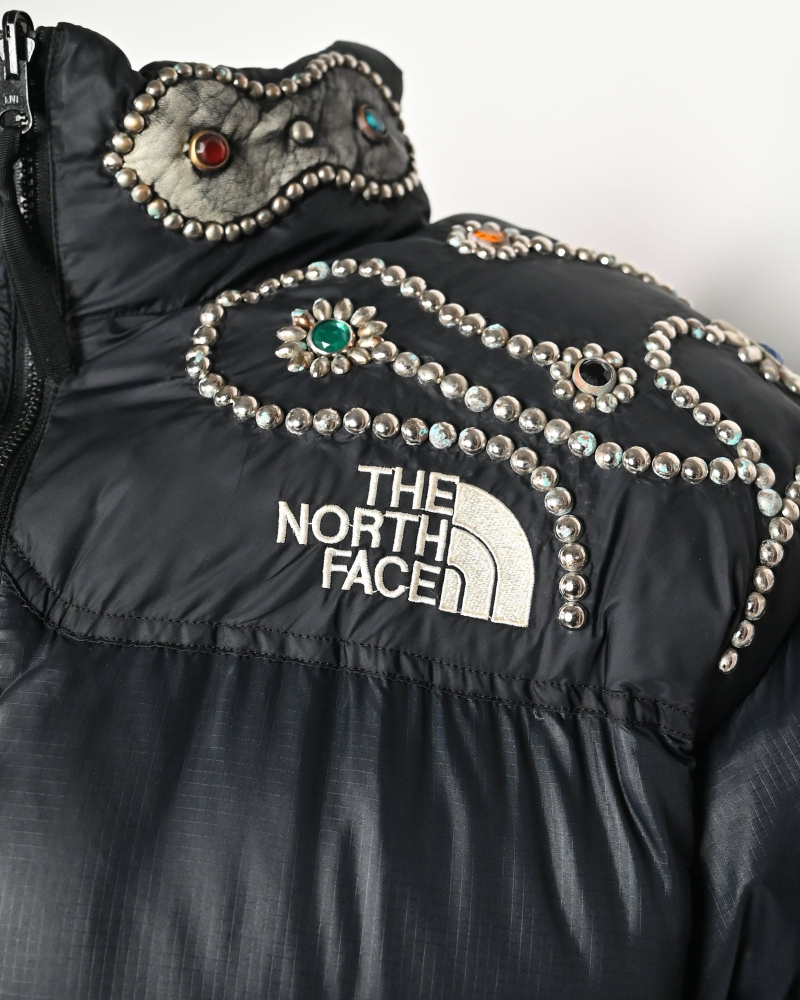 PROLETA RE ART・プロレタ リ アート - ダウンジャケット VINTAGE NUPTSE STUDS JACKET (XL) / MULTI