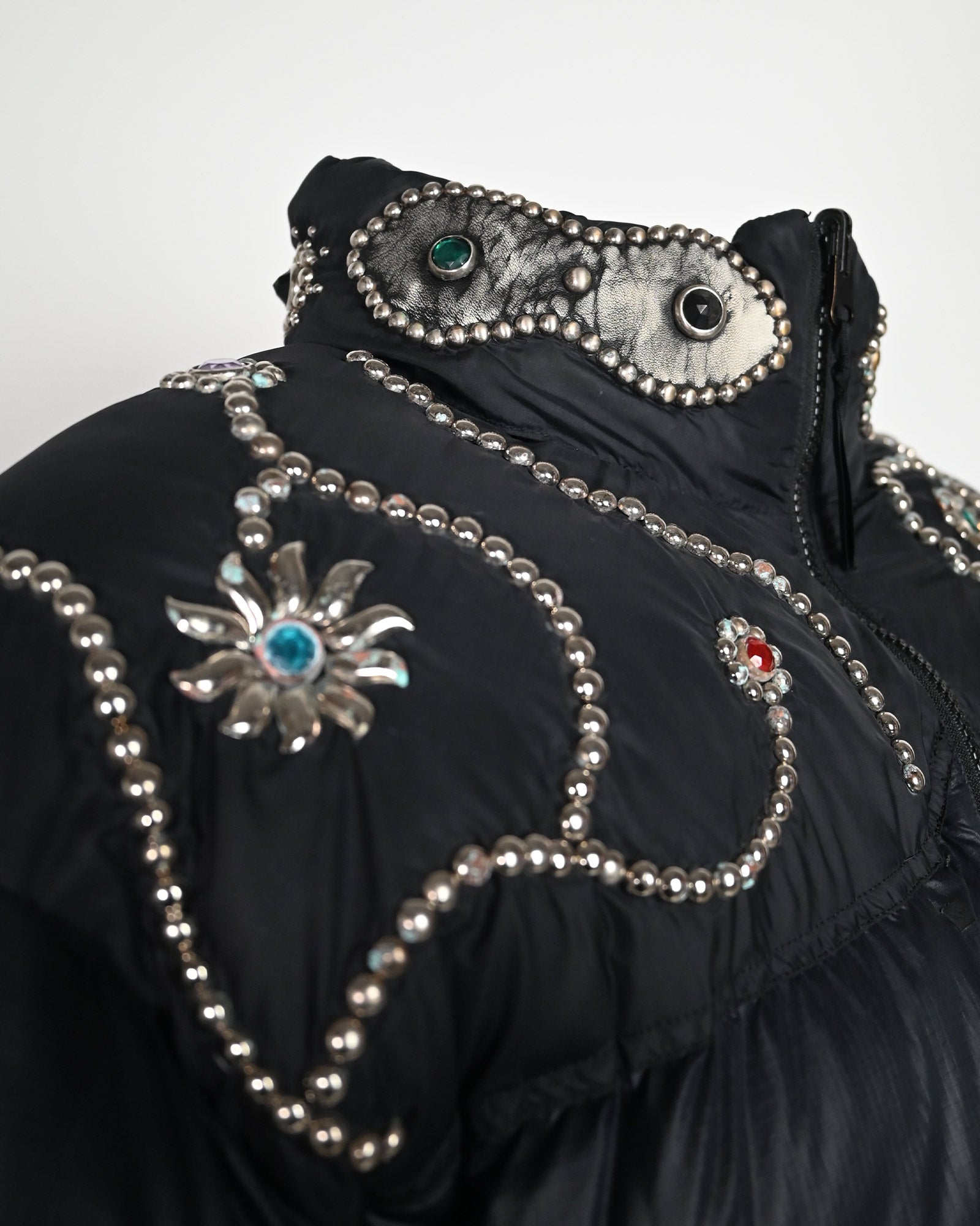 PROLETA RE ART・プロレタ リ アート - ダウンジャケット VINTAGE NUPTSE STUDS JACKET (XL) / MULTI