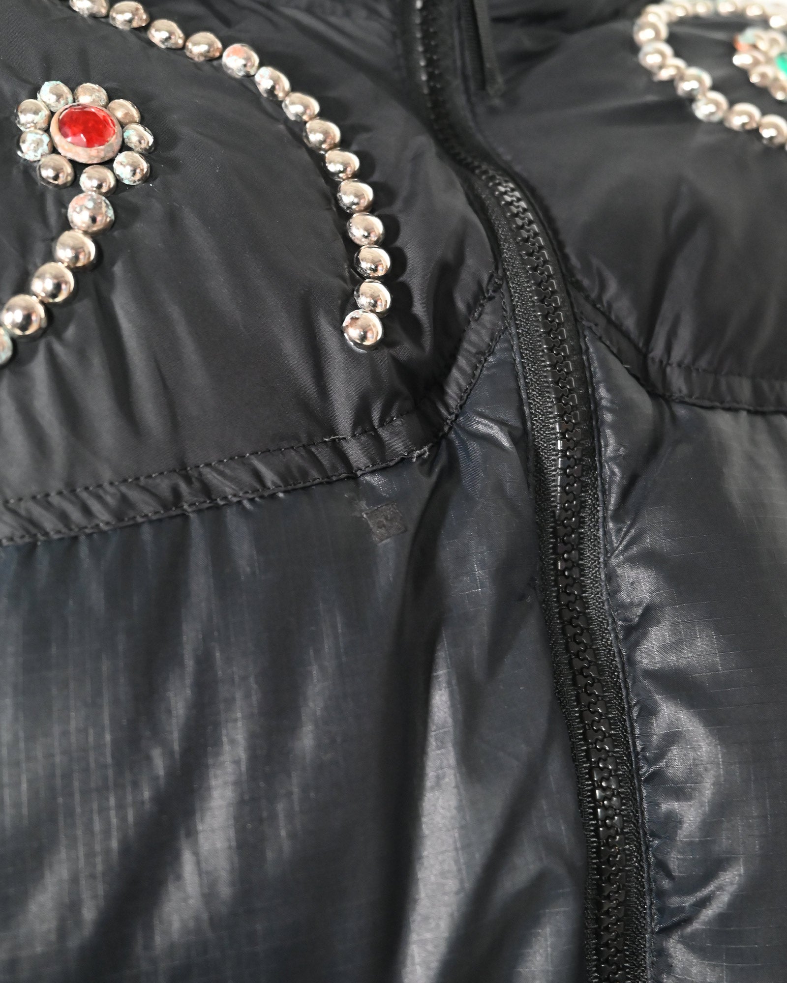 PROLETA RE ART・プロレタ リ アート - ダウンジャケット VINTAGE NUPTSE STUDS JACKET (XL) / MULTI