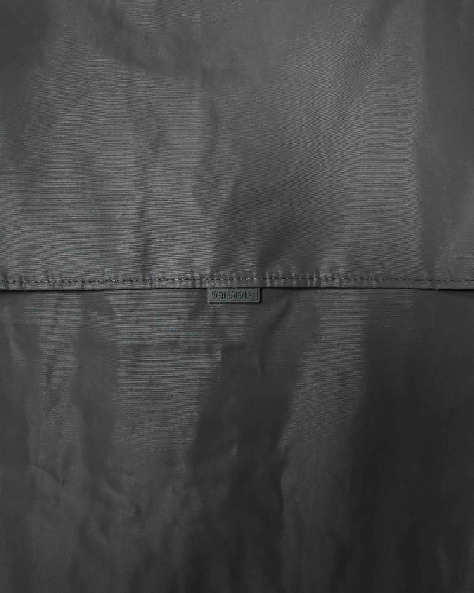 VETEMENTS・Vetements -  HOODED RAIN JACKET / BLACKOUT