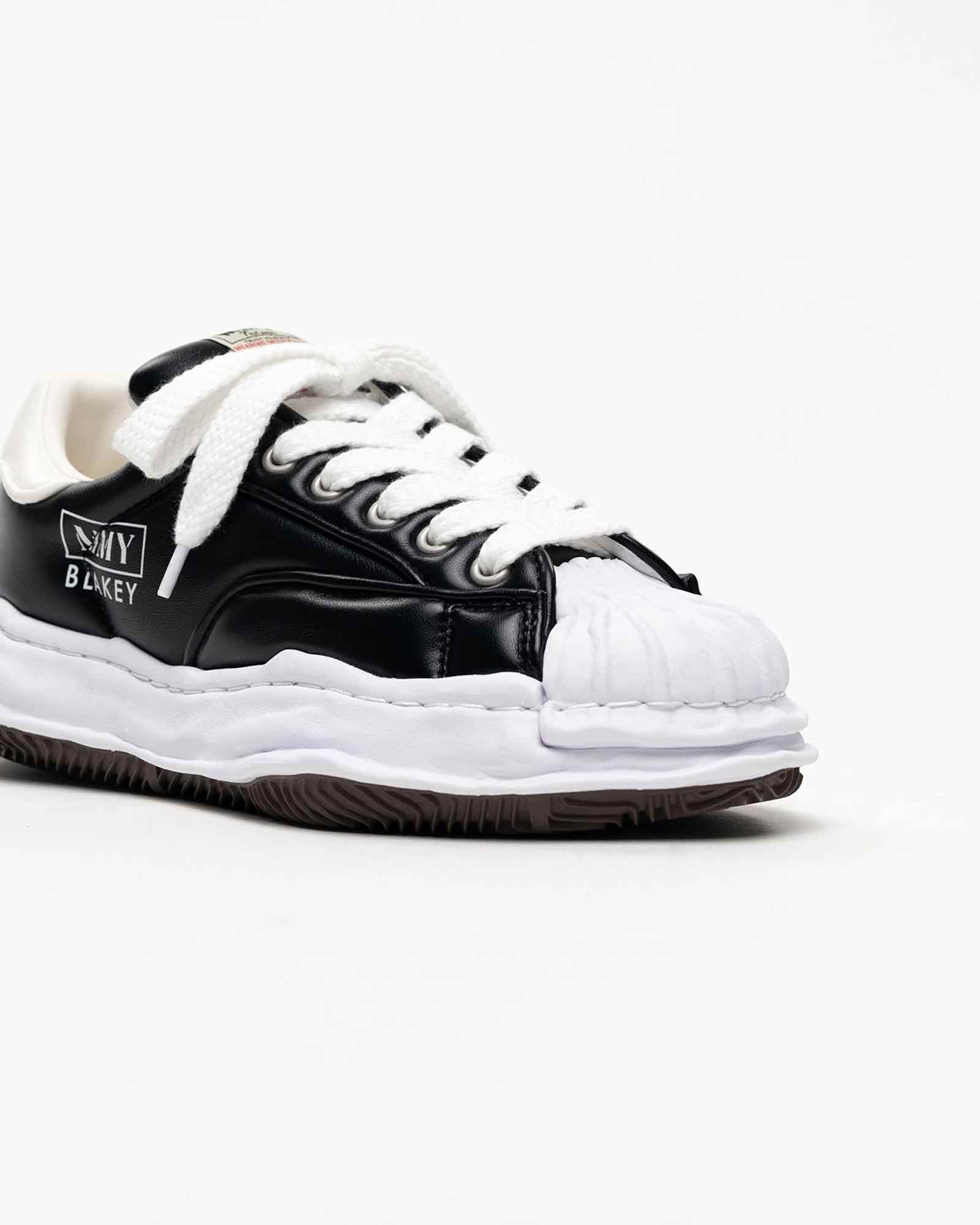 MIHARA YASUHIRO・ミハラヤスヒロ - ローカットスニーカー BLAKEY PUFFER LOW-TOP SNEAKERS / BLACK
