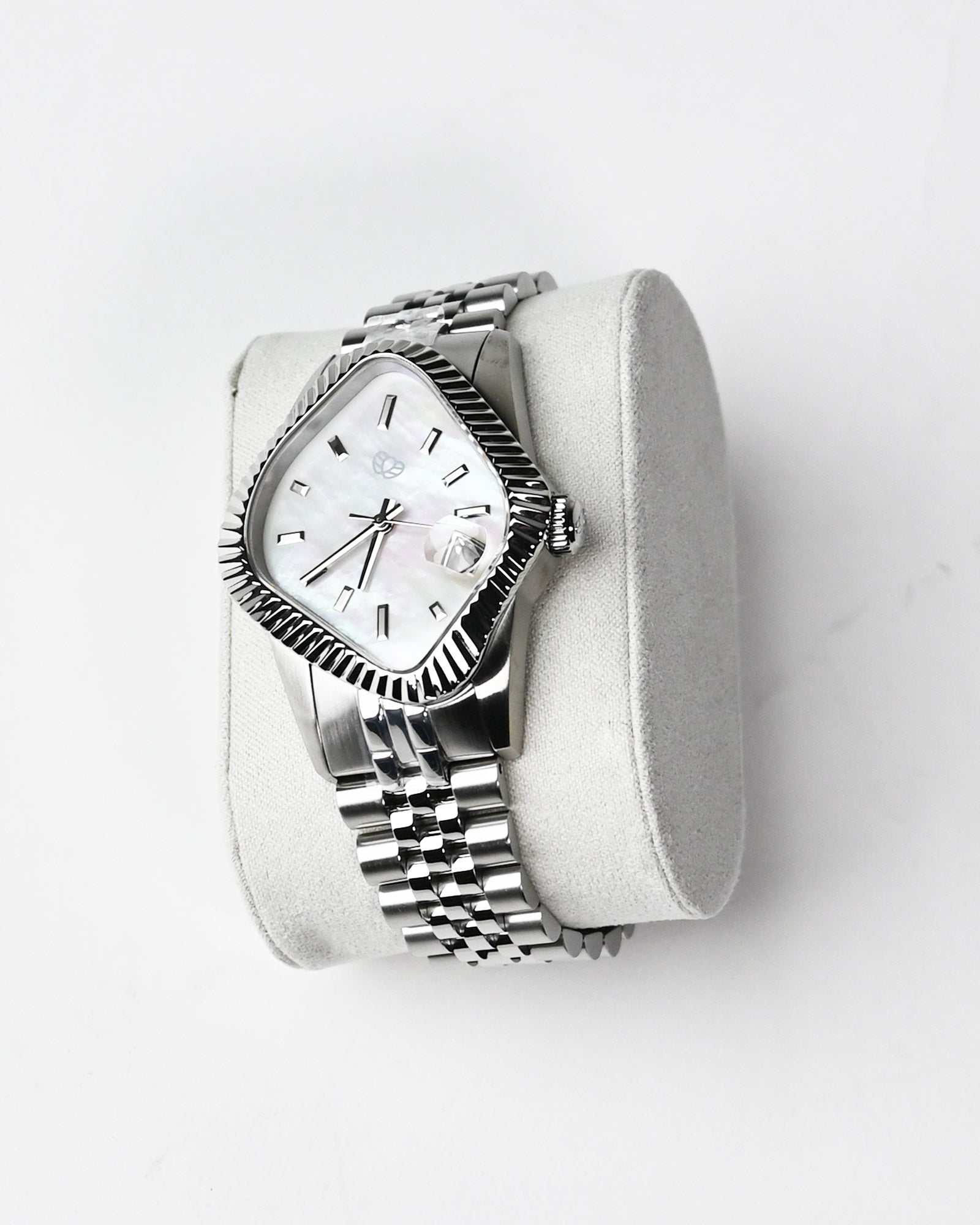 LAARVEE・ラーヴィ - ウォッチ LAARVEE WATCH / PEA003 / PEARL×SILVER