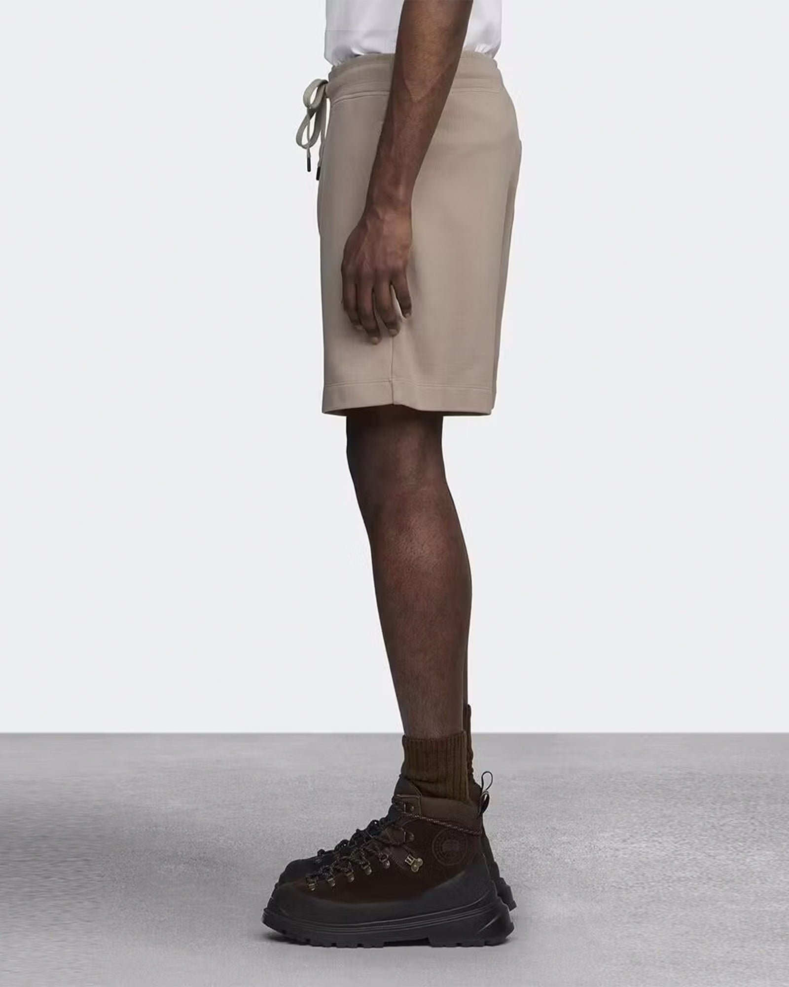 CANADA GOOSE・カナダグース - ハーフ・ショートパンツ HURON SHORT / LIMESTONE