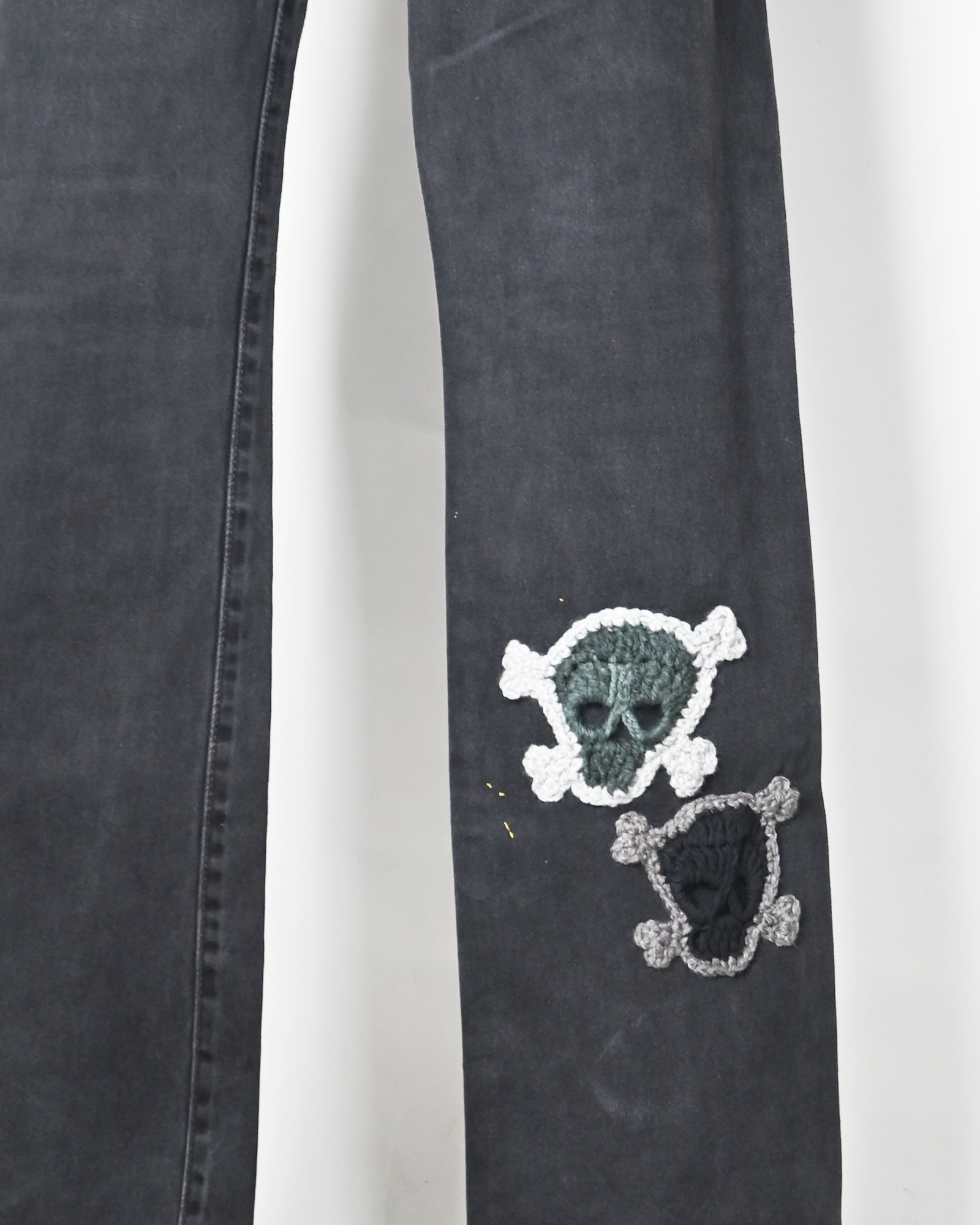 Y.A.R.N.・ヤーン - デニムパンツ Y.A.R.N. SKULL DENIM-6 (W36) / MULTI