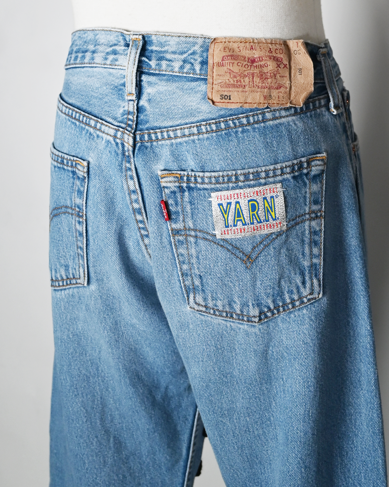 Y.A.R.N.・ヤーン - デニムパンツ Y.A.R.N. SKULL DENIM-1 (W30)/ MULTI
