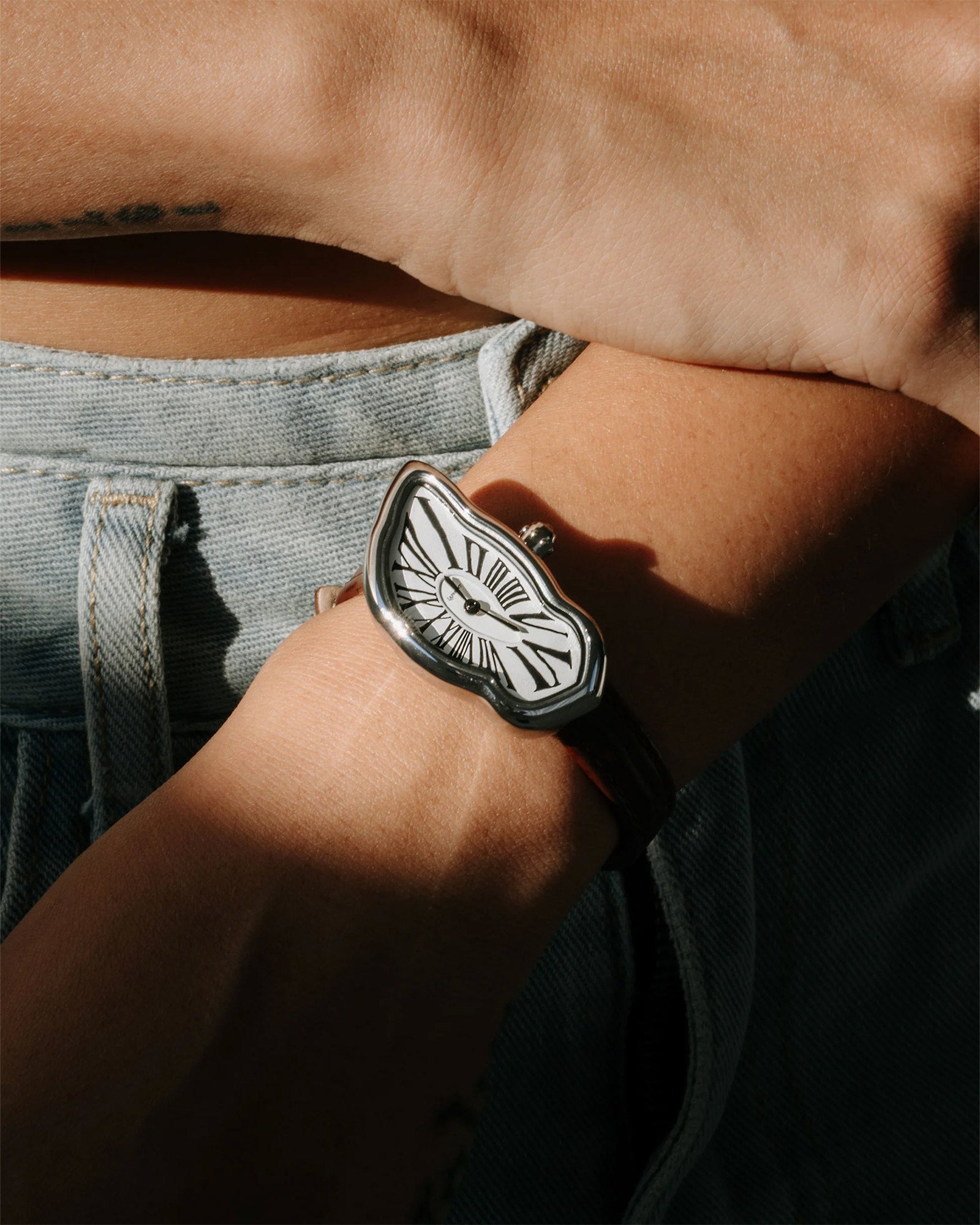LAPHONT・ラフォン - ウォッチ MELTING WATCH SILVER WHITE BLACK(MEN'S STRAP) / SILVER