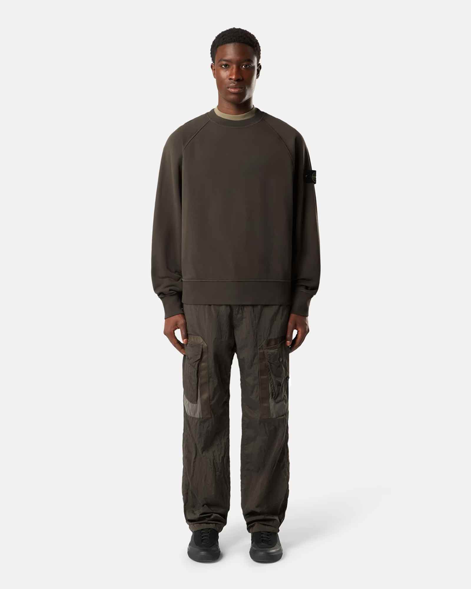 STONE ISLAND・ストーンアイランド - スウェット SWEATSHIRT 26AW-6100008 / COAL GREY