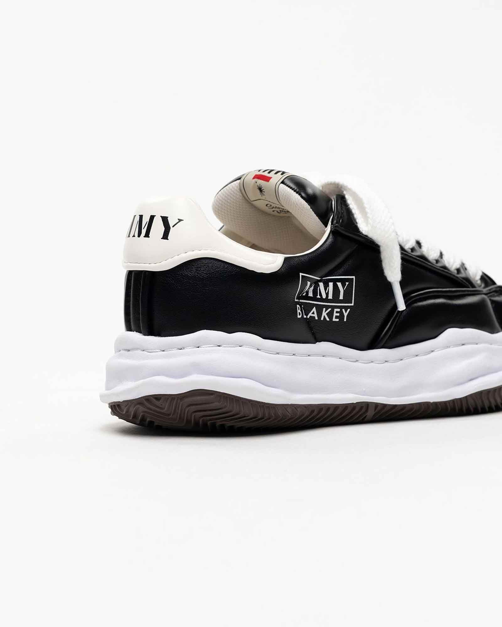 MIHARA YASUHIRO・ミハラヤスヒロ - ローカットスニーカー BLAKEY PUFFER LOW-TOP SNEAKERS / BLACK