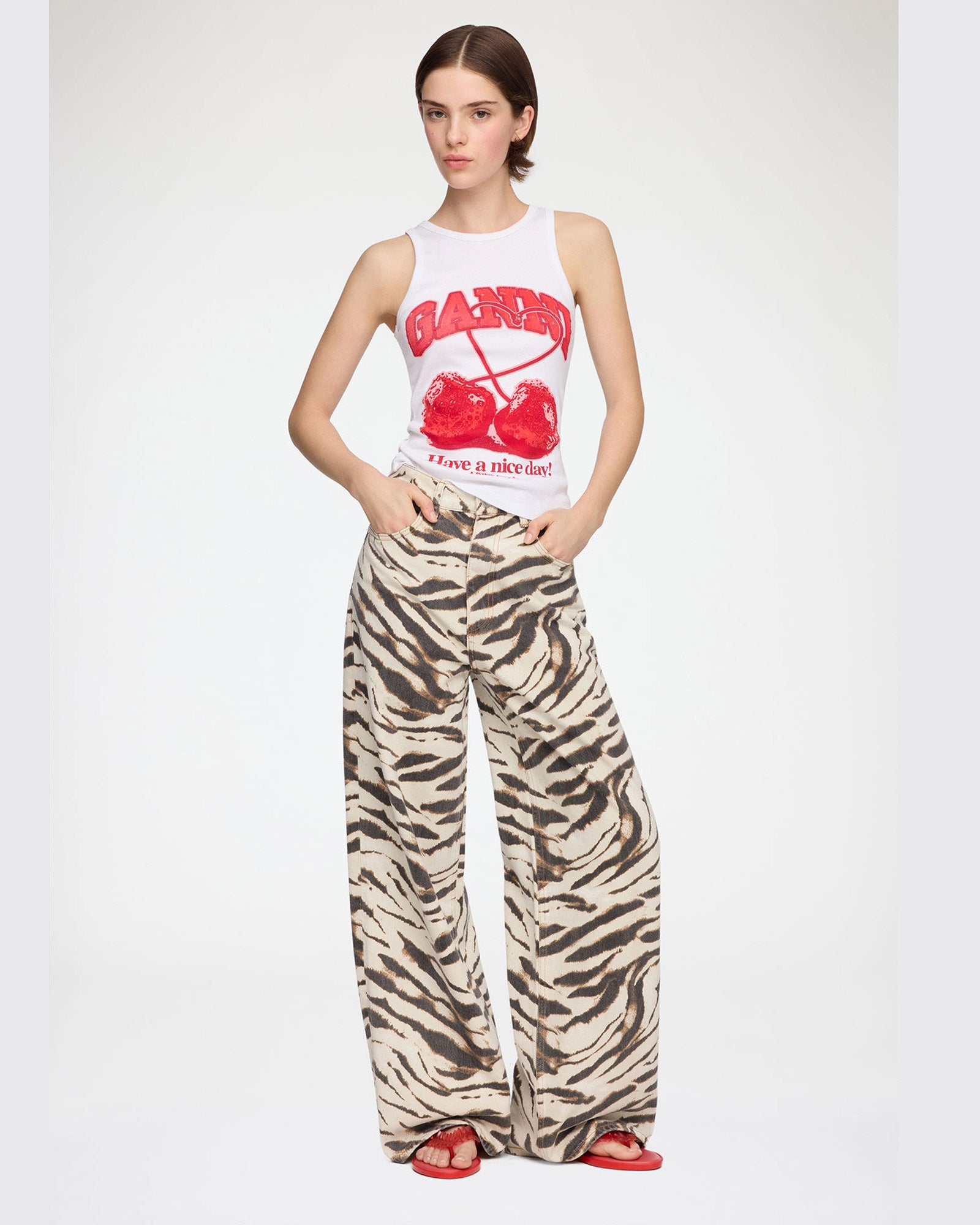 GANNI・ガニー - デニムパンツ PRINT DENIM LARI JEANS
/ EGRET