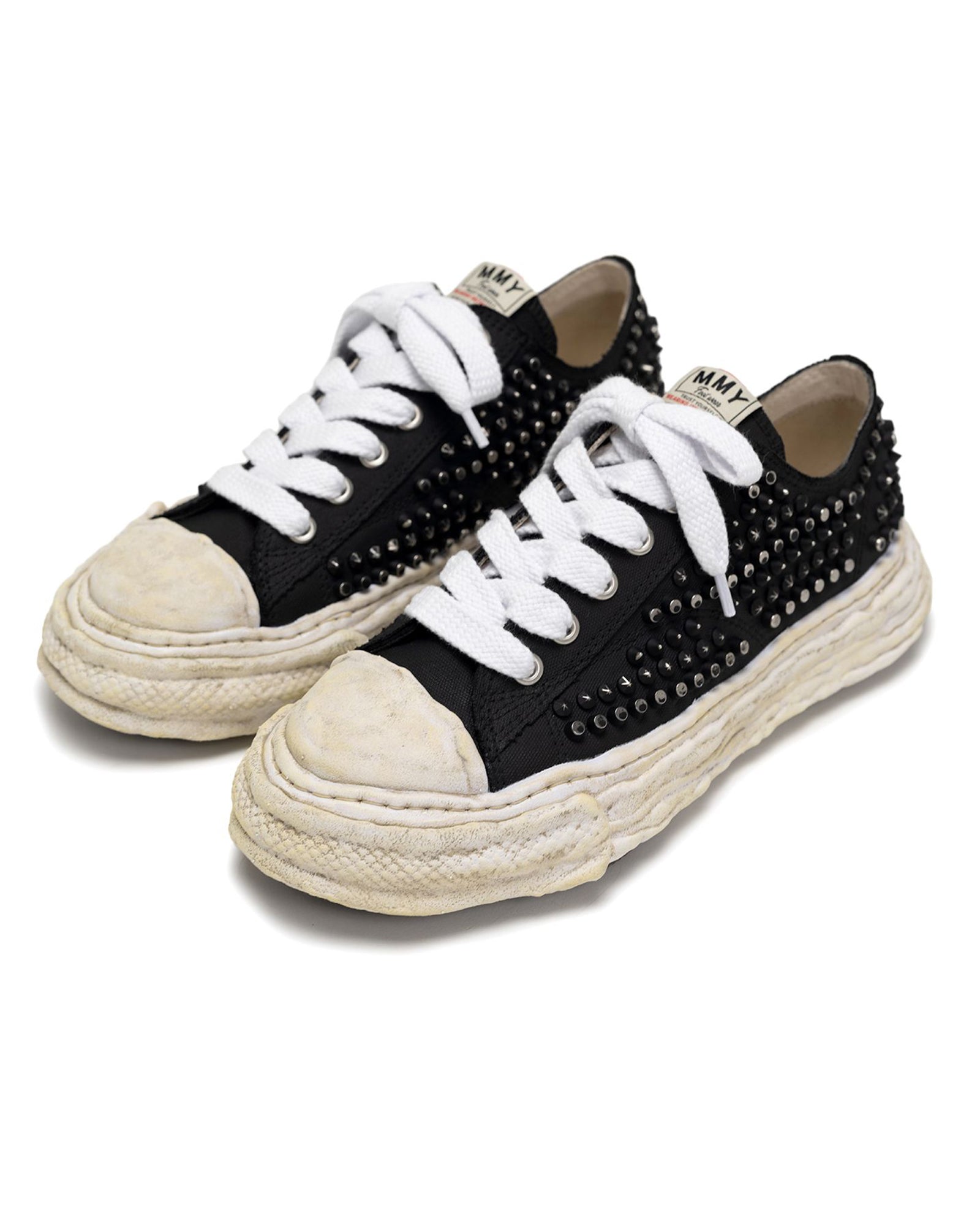 MIHARA YASUHIRO・Yasuhiro Mihara -  PETERSON 23 ORIGINAL SOLE STUDDED PAINT CANVAS LOW-TOP SNEAKER / BLACK