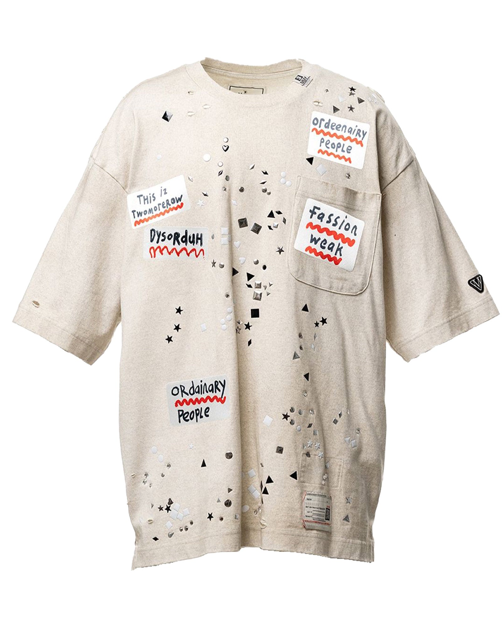 EMBELLISHED STICKER TEE / WHITE