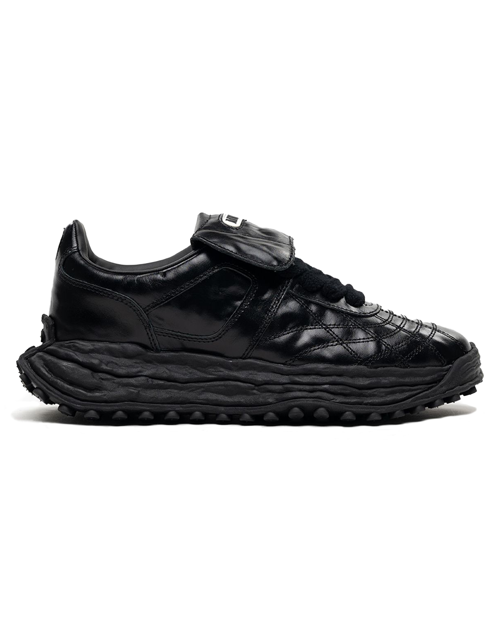 MIHARA YASUHIRO・Yasuhiro Mihara -  SCOTT WRINKLED LEATHER LOW-TOP SNEAKERS / BLK/BLK