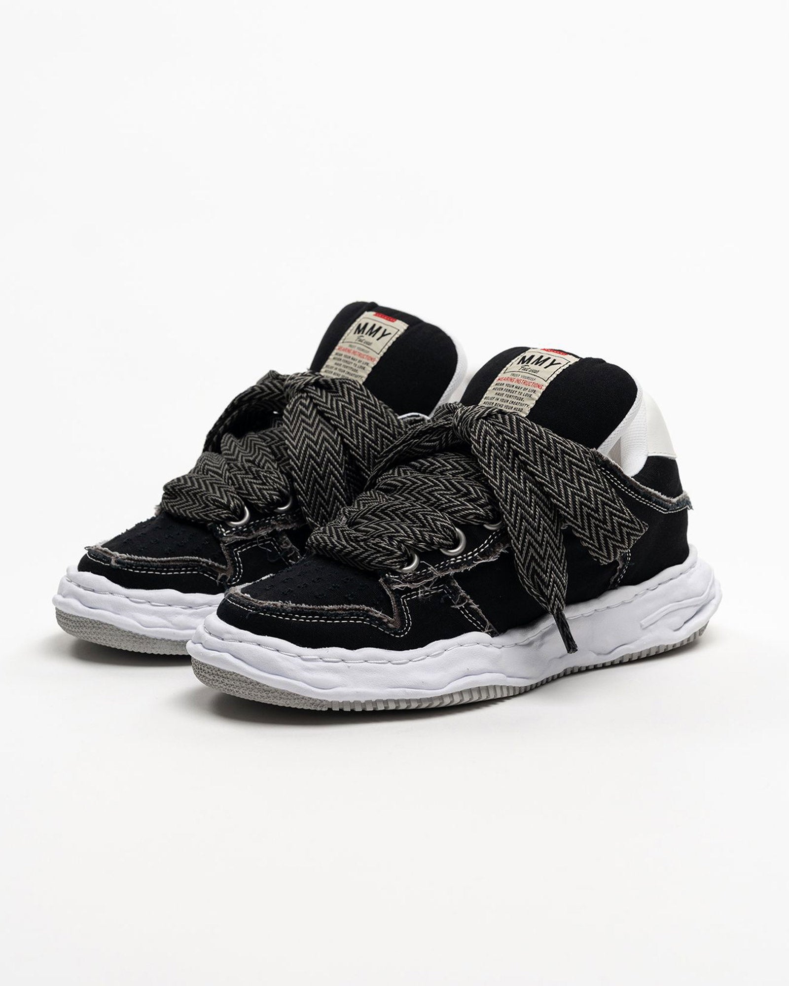 MIHARA YASUHIRO・ミハラヤスヒロ - ローカットスニーカー WAYNE PUFFER PATTERNED LACE LOW-TOP SNEAKERS / BLACK