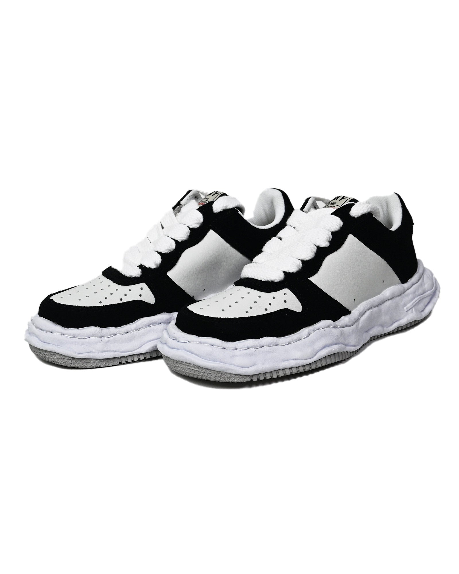 MIHARA YASUHIRO・ミハラヤスヒロ - ローカットスニーカー WAYNE / ORIGINAL SOLE SUEDE LOW-TOP SNEAKER / BLK/WHT