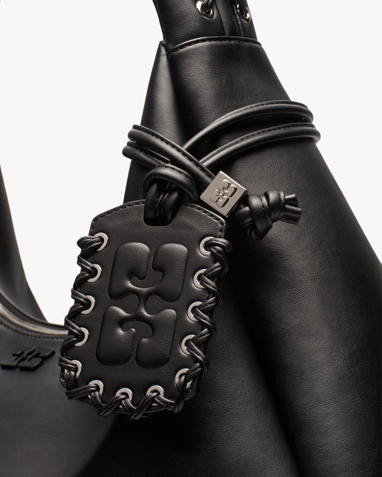 GANNI・ガニー - ショルダーバッグ HOBO XXL / BLACK