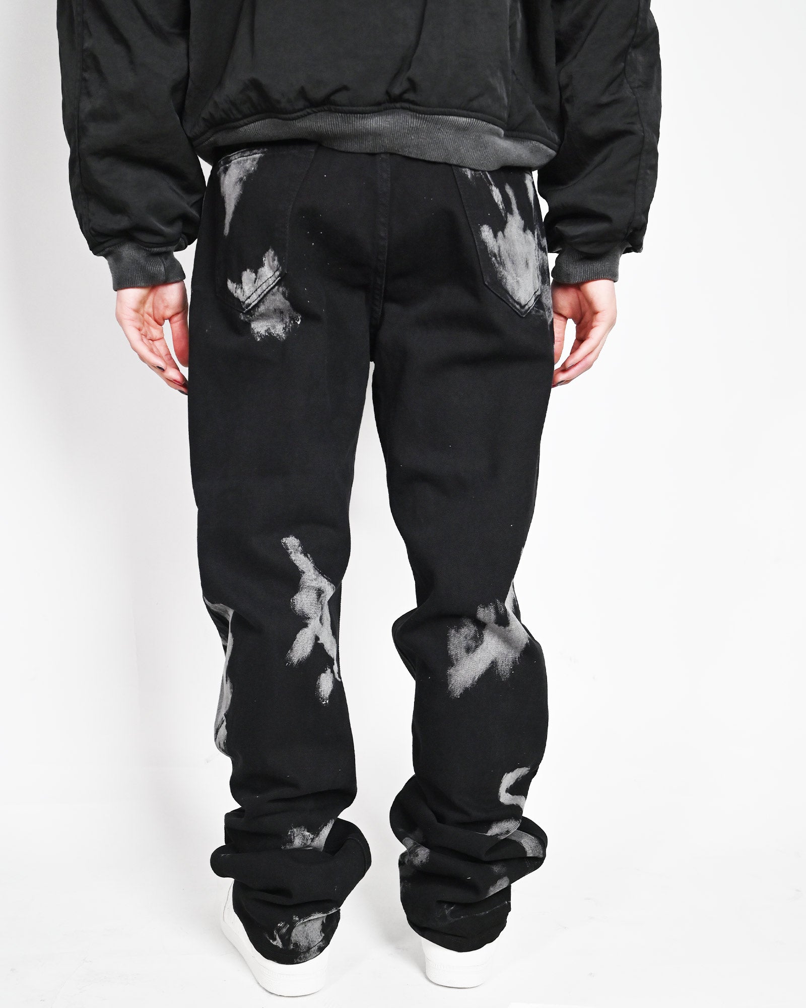 ALEXANDER DIGENOVA・アレキサンダー・ディジェノバ - デニムパンツ BLEACH STRAIGHT LEG PANT / BLACK BLEACH