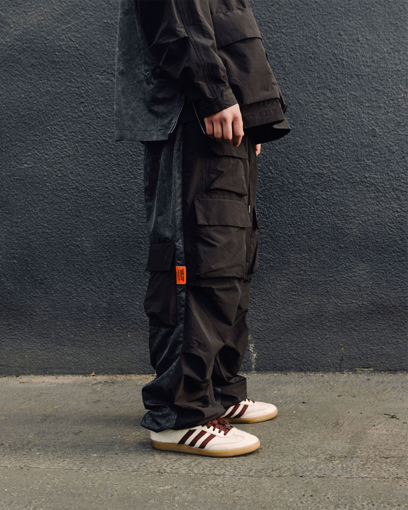 ALWAYS OUT OF STOCK × WIDE FATIGUE PANTS / BLACK