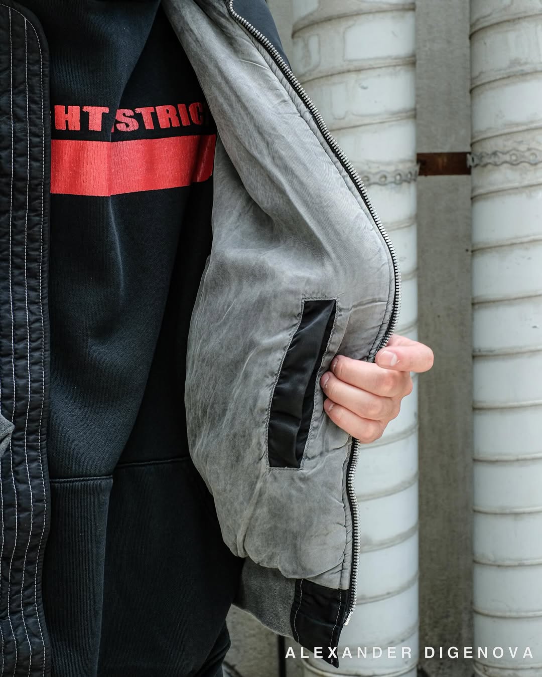ALEXANDER DIGENOVA・alexander digenova -  RED LIGHT DISTRICT HOODIE /  BLACK