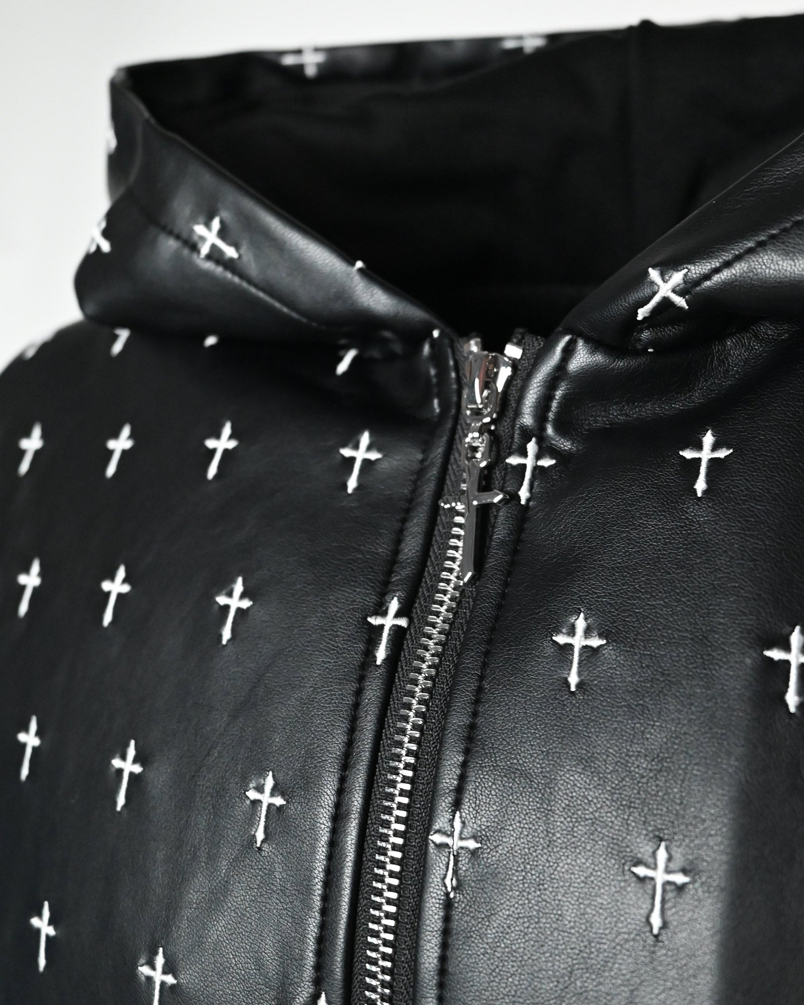 LAST NEST・ラストネスト - パーカー・フーディ ALLOVER CROSS ZIP-UP HOODIE / BLACK