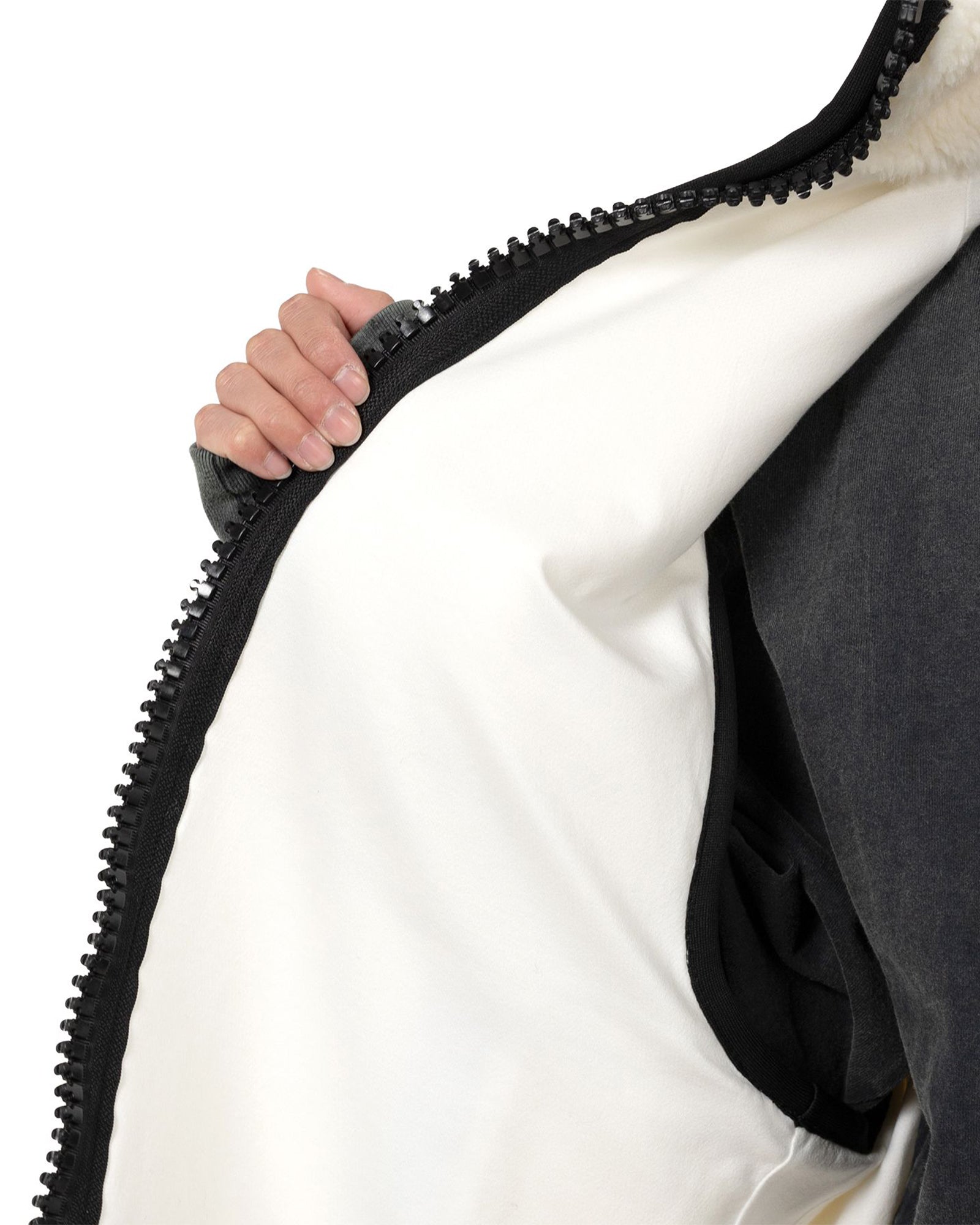 MIHARA YASUHIRO・ミハラヤスヒロ - ベスト AMATEUR SEWN LIKE BOA VEST / WHITE