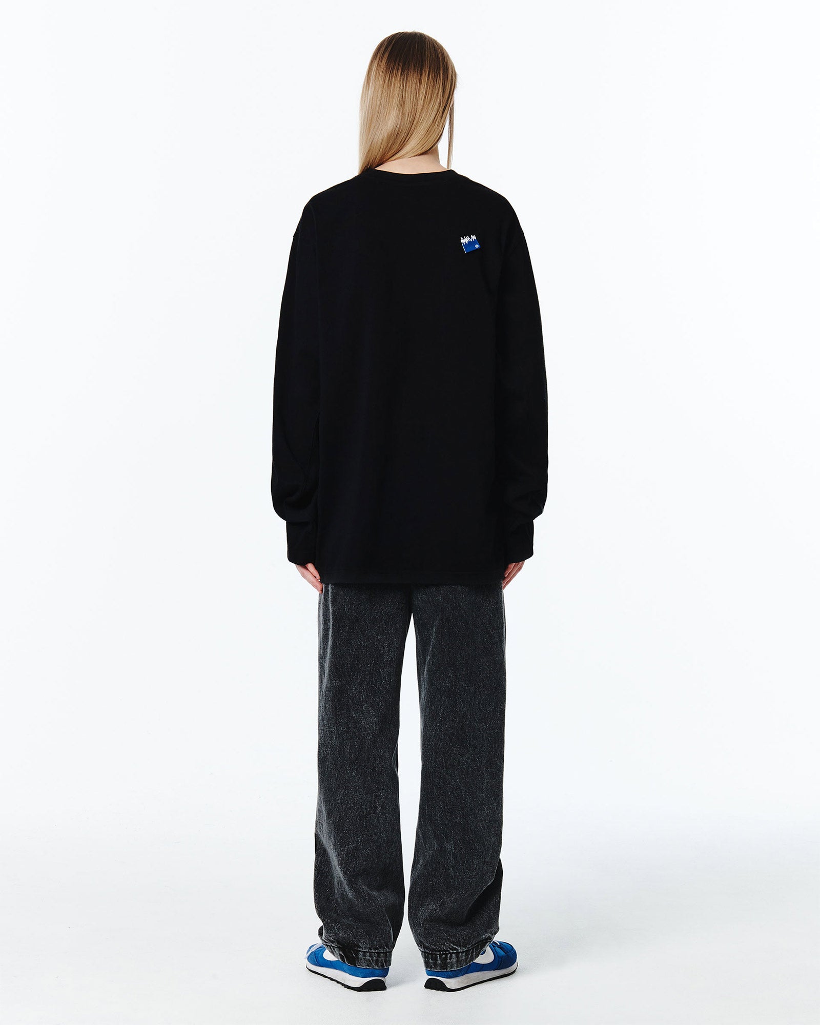 Ader Error・アーダーエラー - L/S Tシャツ BL TAG LS T-SHIRT 01 / NOIR