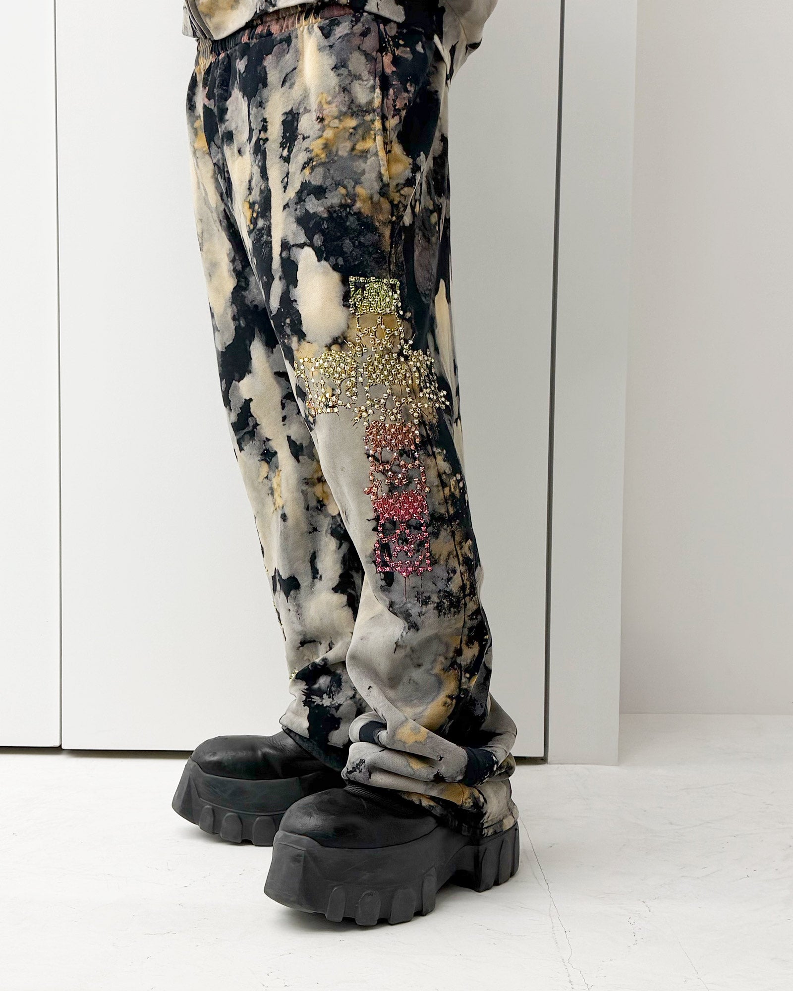 BOSSI・ボッシ スポーツウェア - スウェットパンツ BOSSI SWEATPANTS / BLEACH