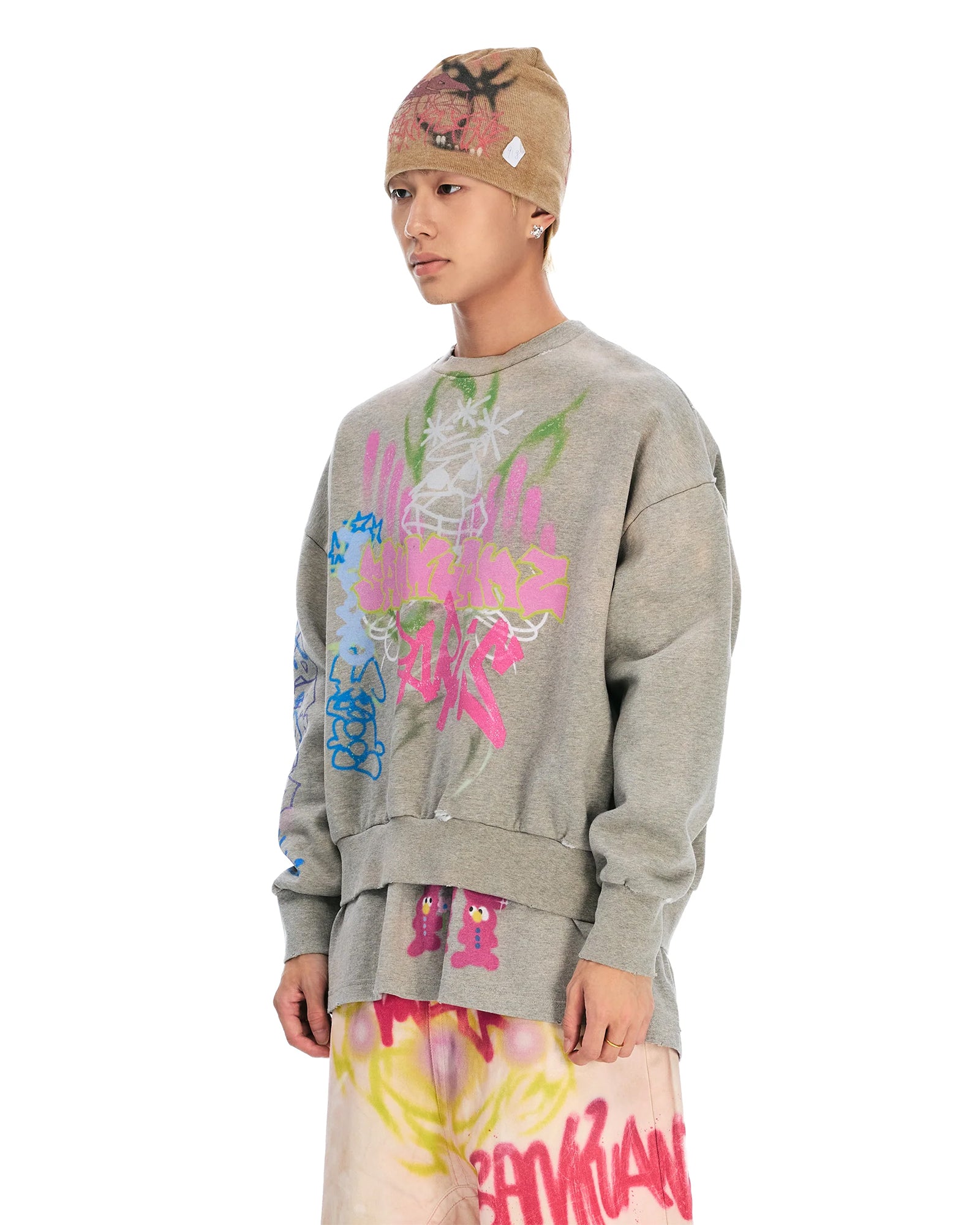 SANKUANZ・サンクアンズ - スウェット BUMPY GRAFFITI PRINT DOUBLE HEM CREWNECK SWEATSHIRT / GREY