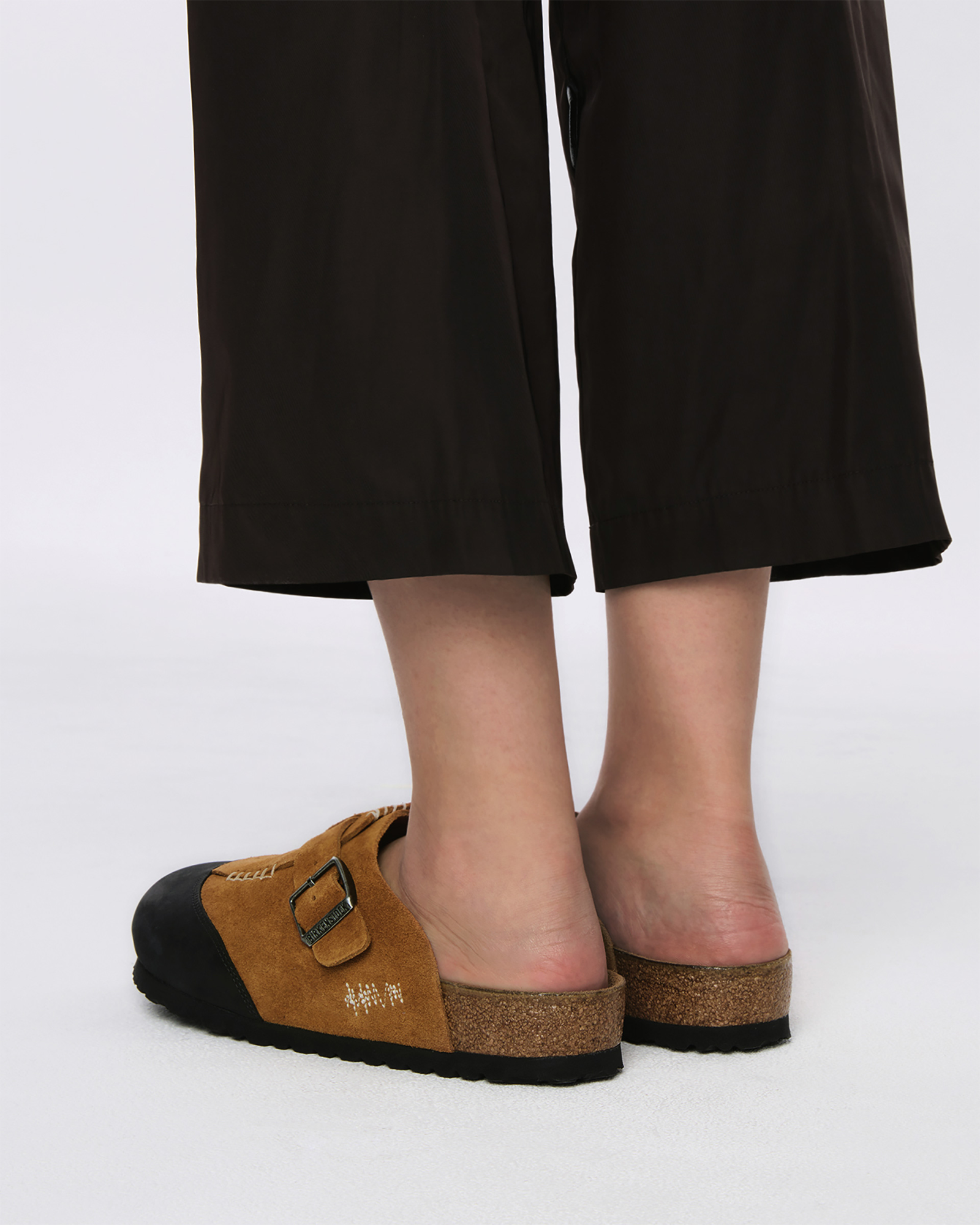 Ader Error・アーダーエラー - サンダル ADER ERROR × BIRKENSTOCK BOSTON CAP AE / CAMEL