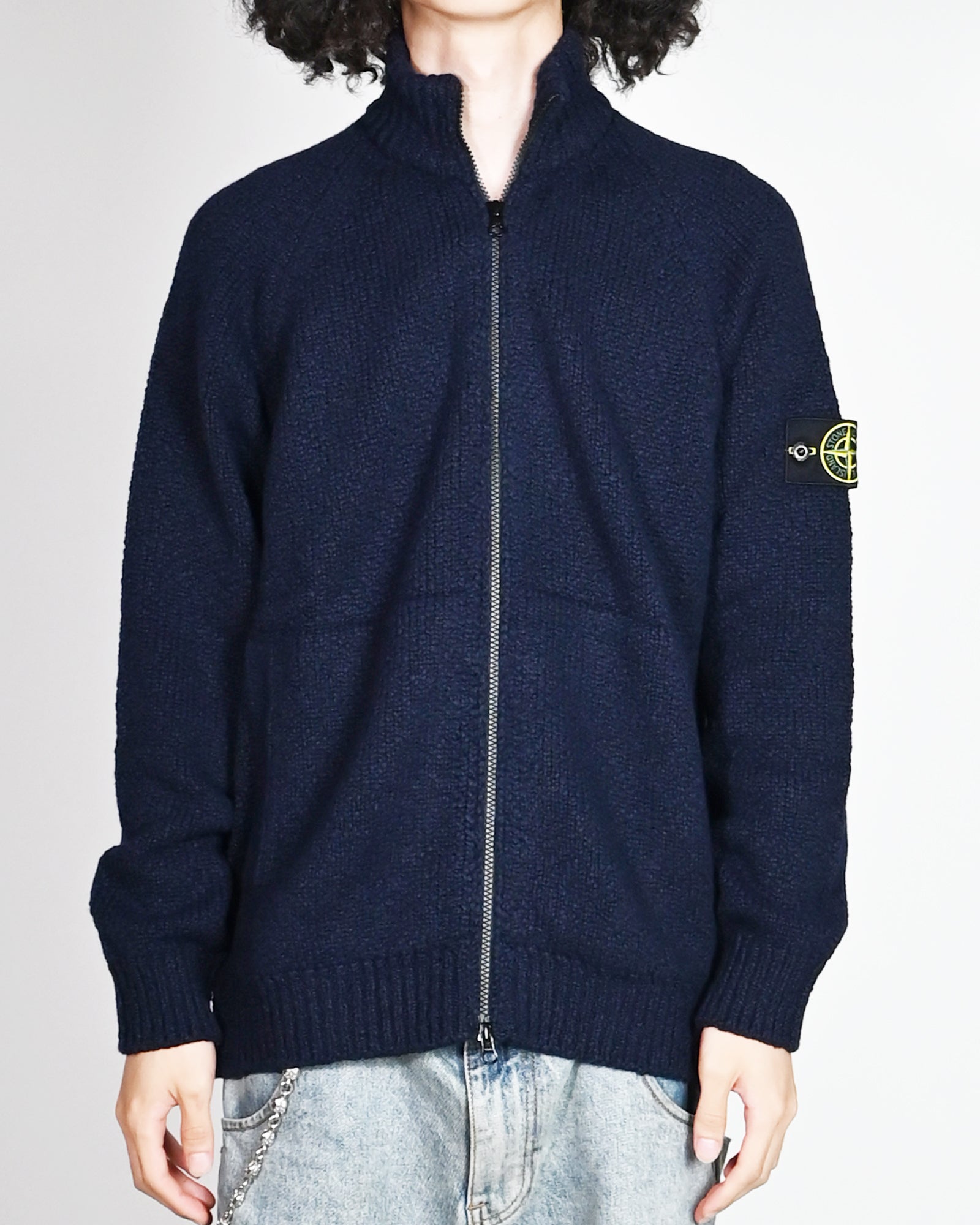 STONE ISLAND・ストーンアイランド - トップス CARDIGAN / NAVY BLUE
