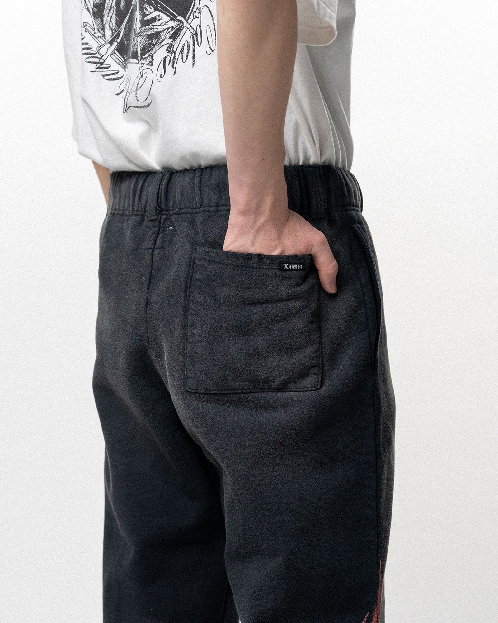 KAMIYA・カミヤ - スウェットパンツ “CRAYON FLAME” BOOTCUT SWEAT PANTS / BLACK