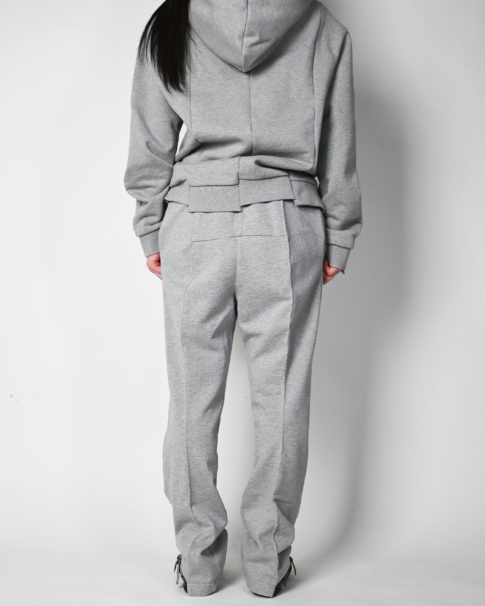 VETEMENTS・ヴェトモン - スウェットパンツ CUT-UP LOGO SWEATPANTS / GREY MELANGE