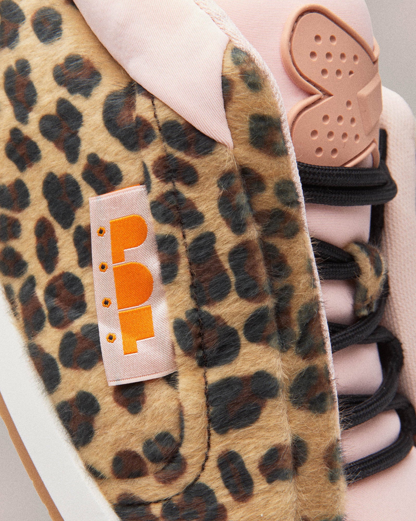 PDF・プロジェクト・ドメニコ・フォルミケッティ - ローカットスニーカー SK8 PONY / PINK PONY