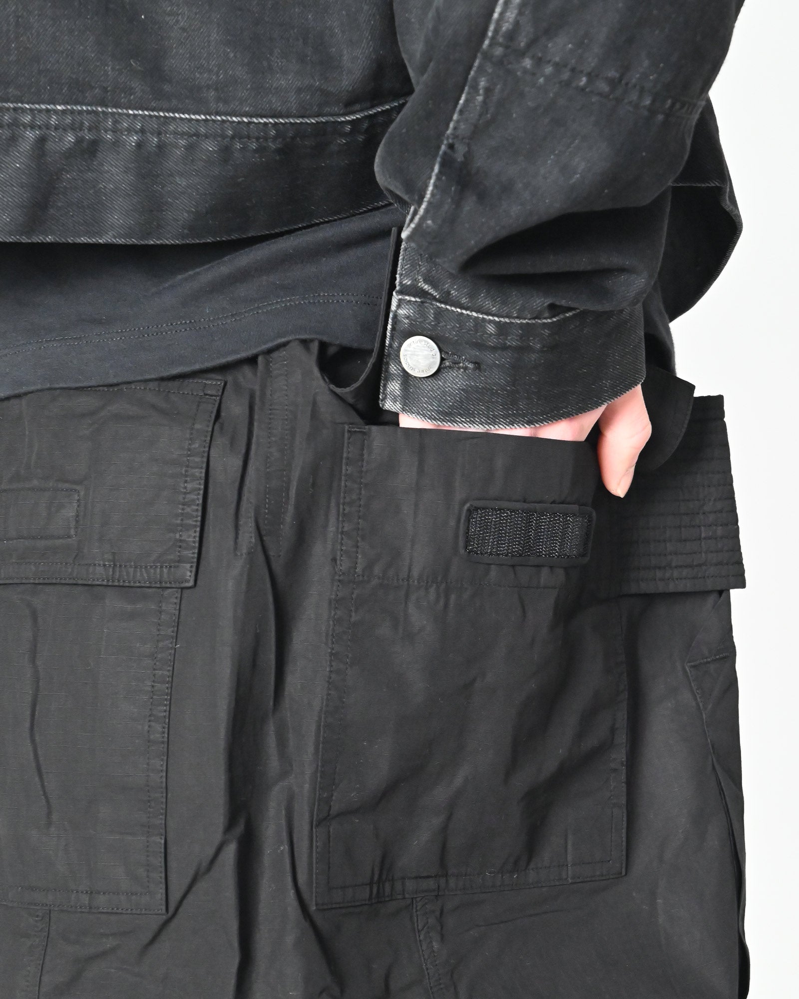 RICK OWENS DRKSHDW・リックオウエンス ダークシャドウ - ハーフ・ショートパンツ SHORTS - CREATCH CARGO PODS / BLACK
